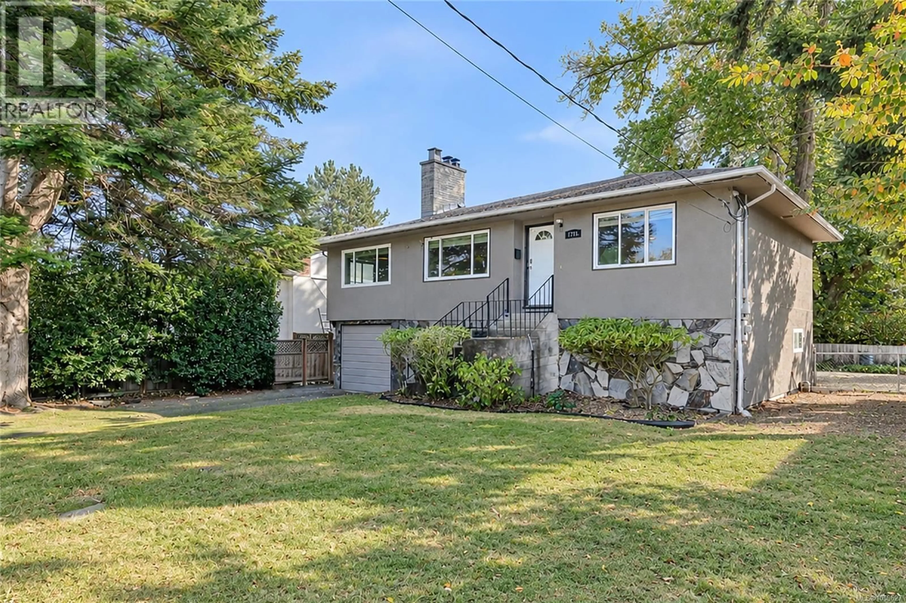 Unknown for 1711 CHRISTMAS AVENUE, Saanich British Columbia V8P2X9