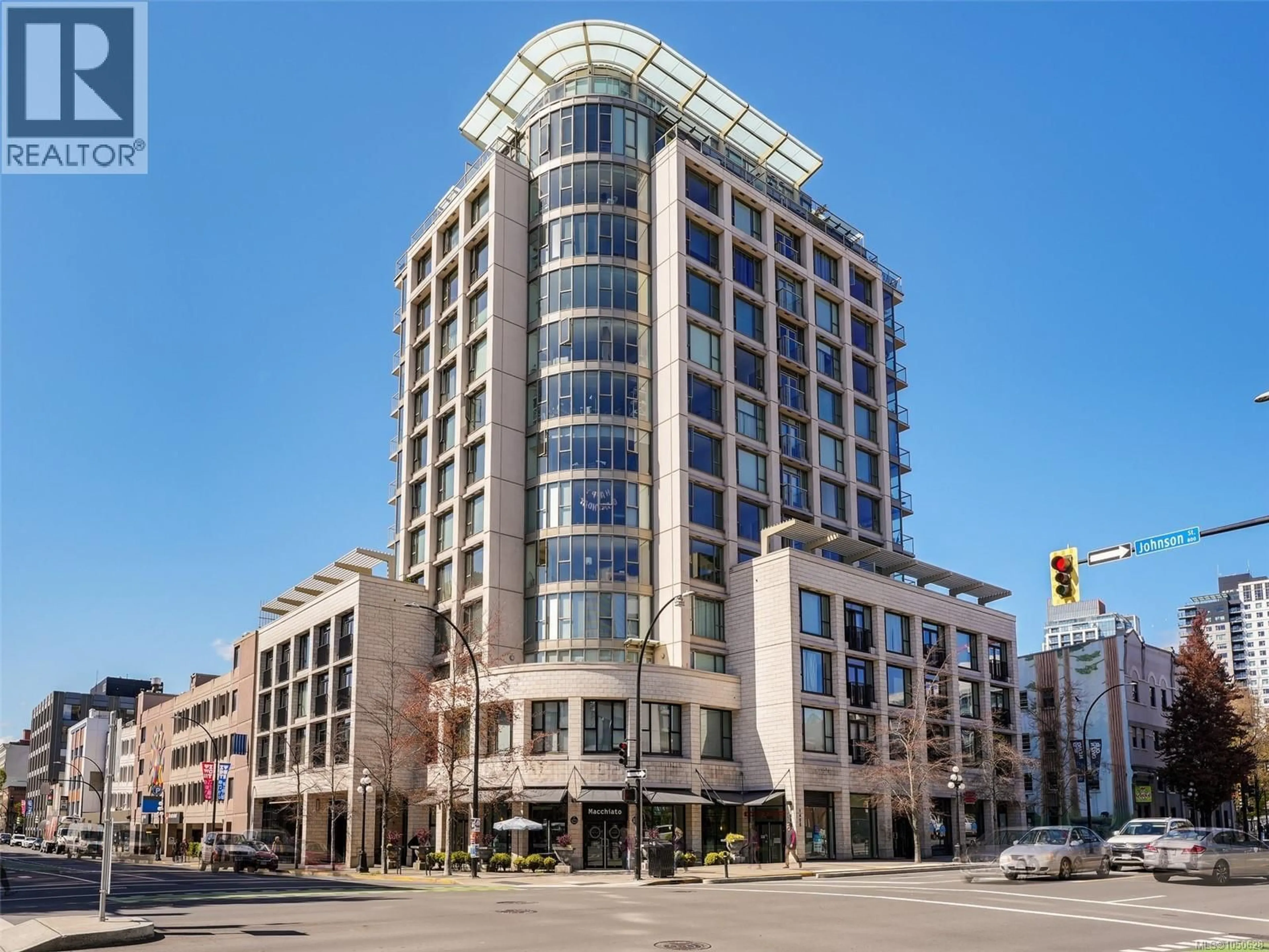 Indoor foyer for 505 - 760 JOHNSON STREET, Victoria British Columbia V8W0A4