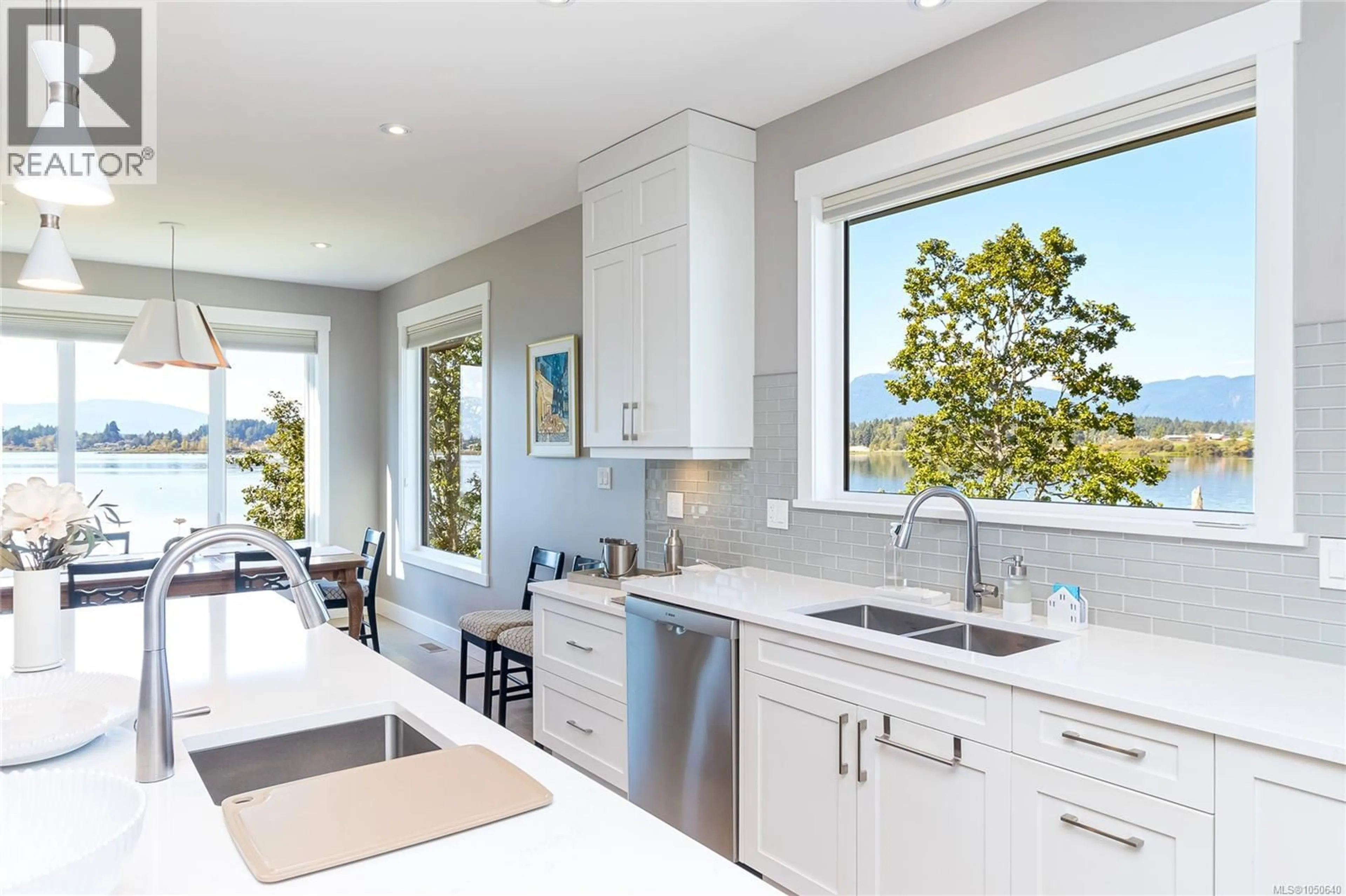 Open concept kitchen, unknown for 1835 WESTLOCK ROAD, Duncan British Columbia V9L0B8