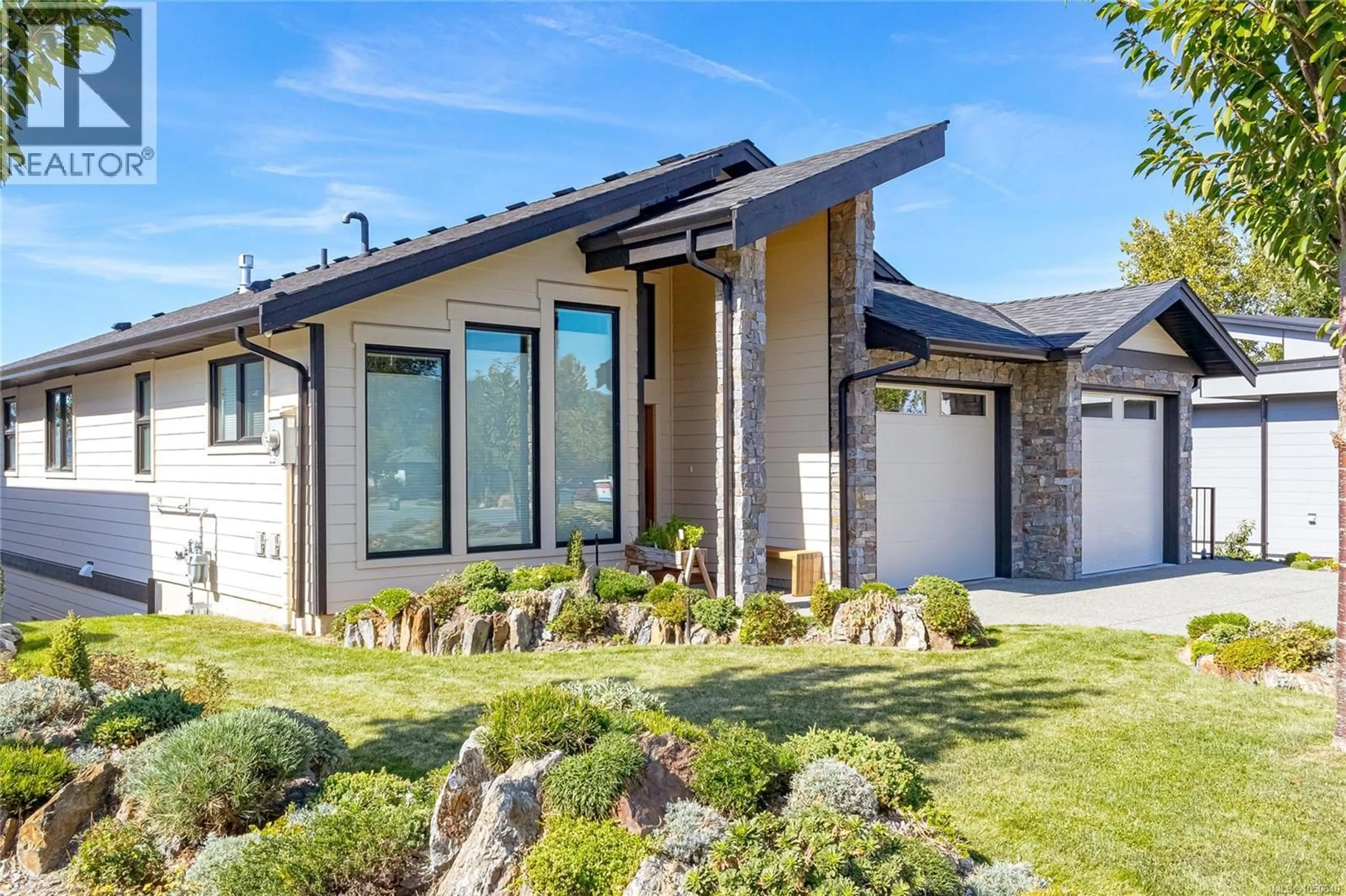 Home with brick exterior material, street for 1835 WESTLOCK ROAD, Duncan British Columbia V9L0B8