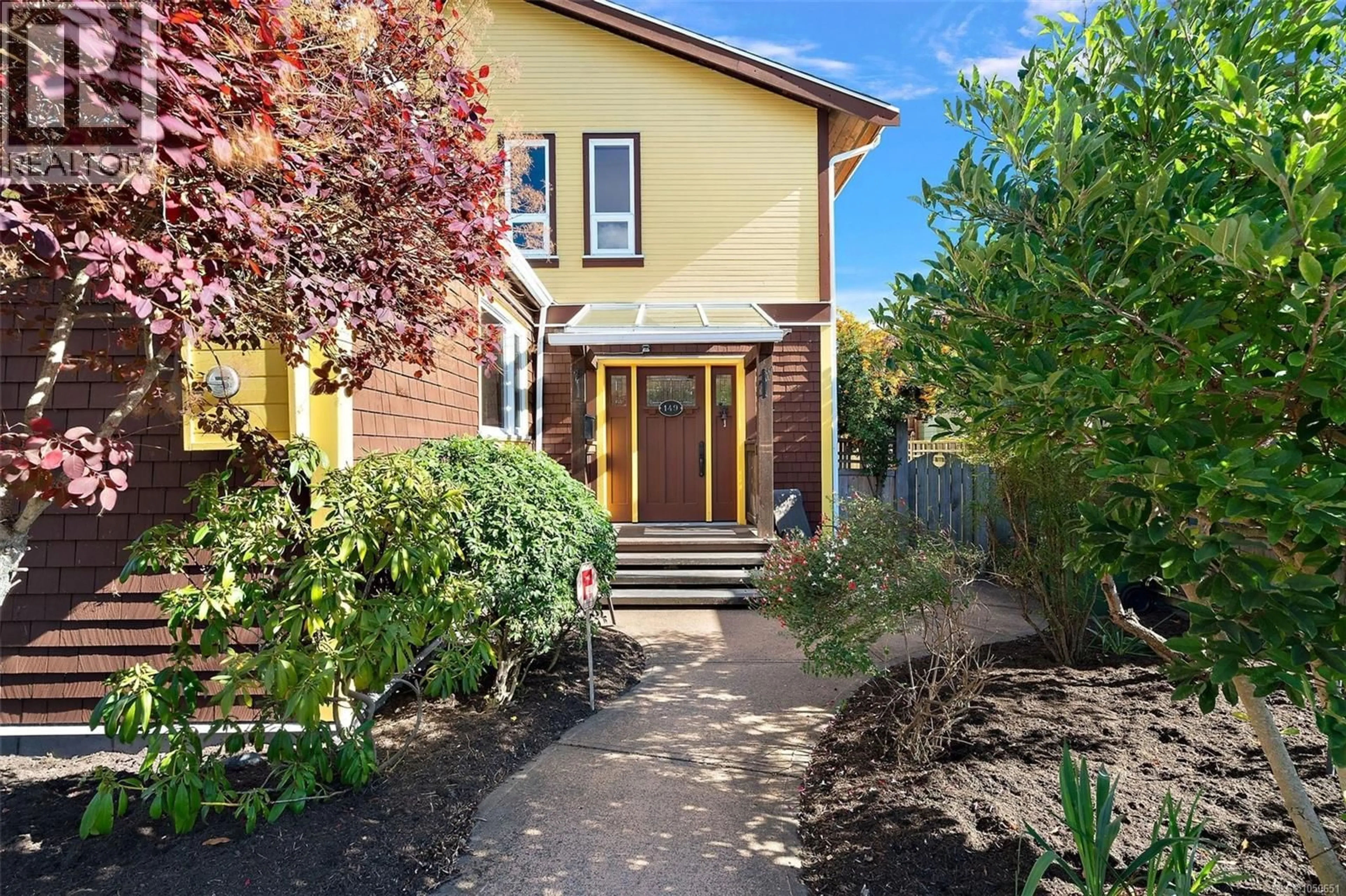 Home with brick exterior material, street for 149 ST. LAWRENCE STREET, Victoria British Columbia V8V1X9