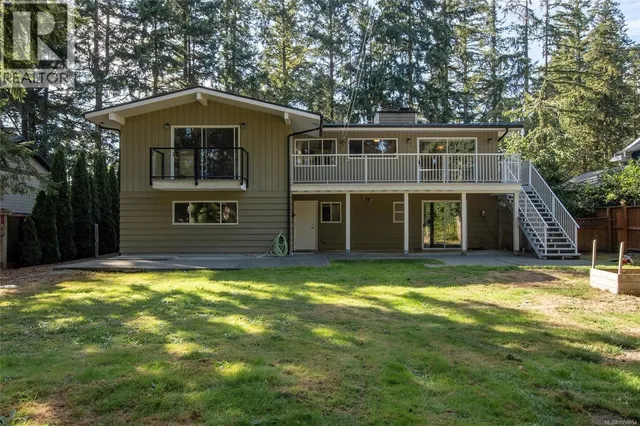 6213 LAKES ROAD, Duncan 2
