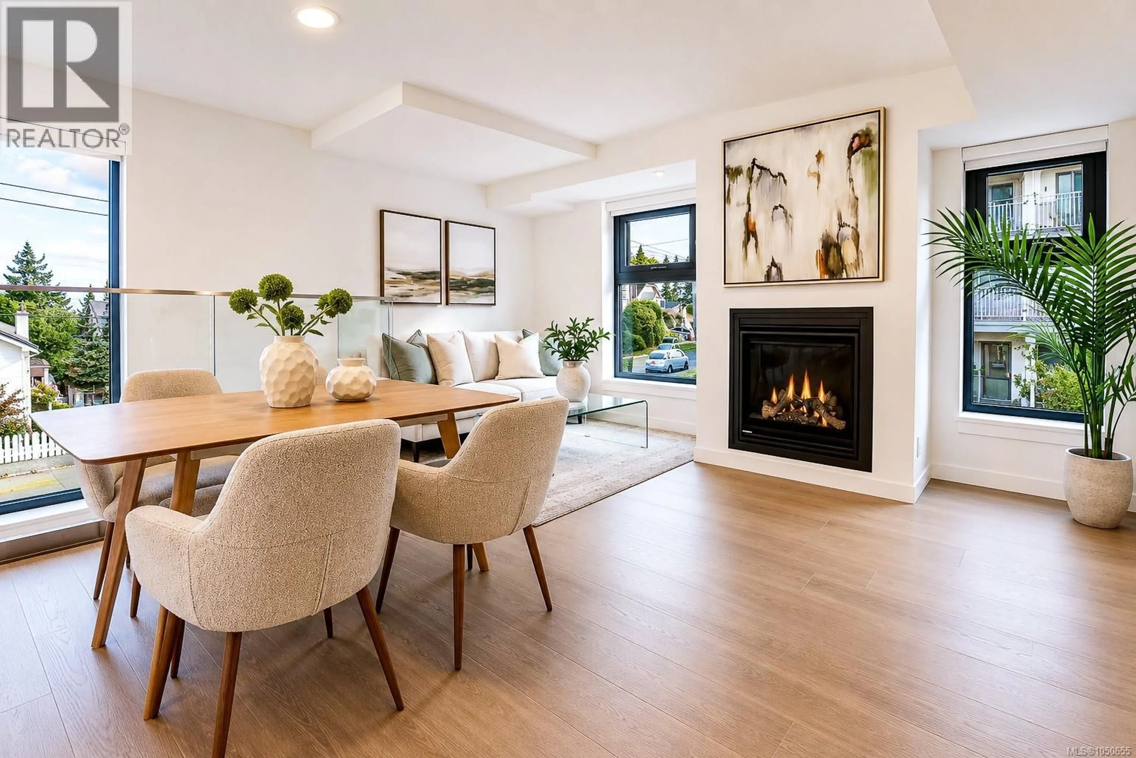 Living room with furniture, wood/laminate floor for TH1 - 896 WOLLASTON ROAD, Esquimalt British Columbia V9A5A8