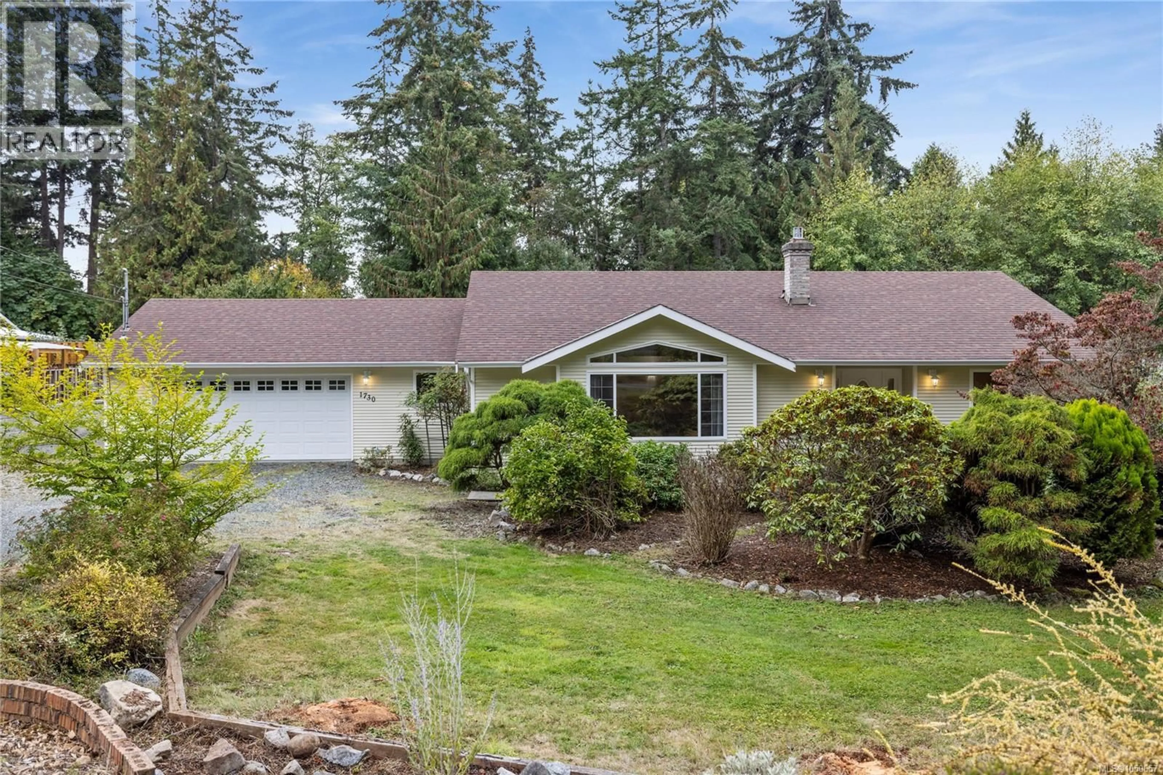 Home with vinyl exterior material, unknown for 1730 SANGSTER CRESCENT, Nanoose Bay British Columbia V9P9C4