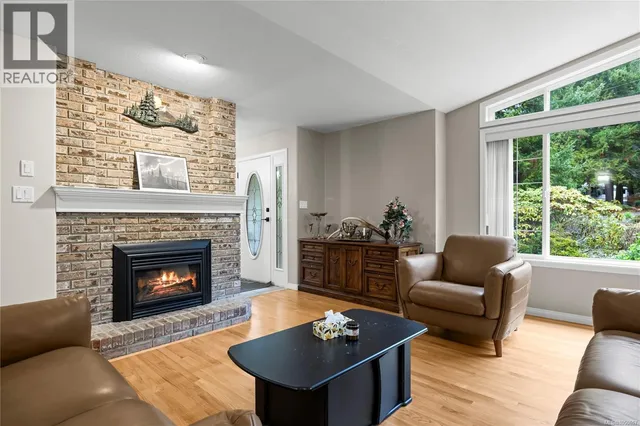 1730 SANGSTER CRESCENT, Nanoose Bay 2