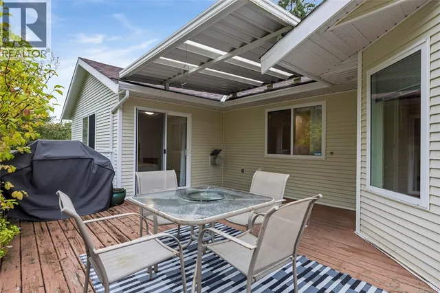 1730 SANGSTER CRESCENT, Nanoose Bay 5
