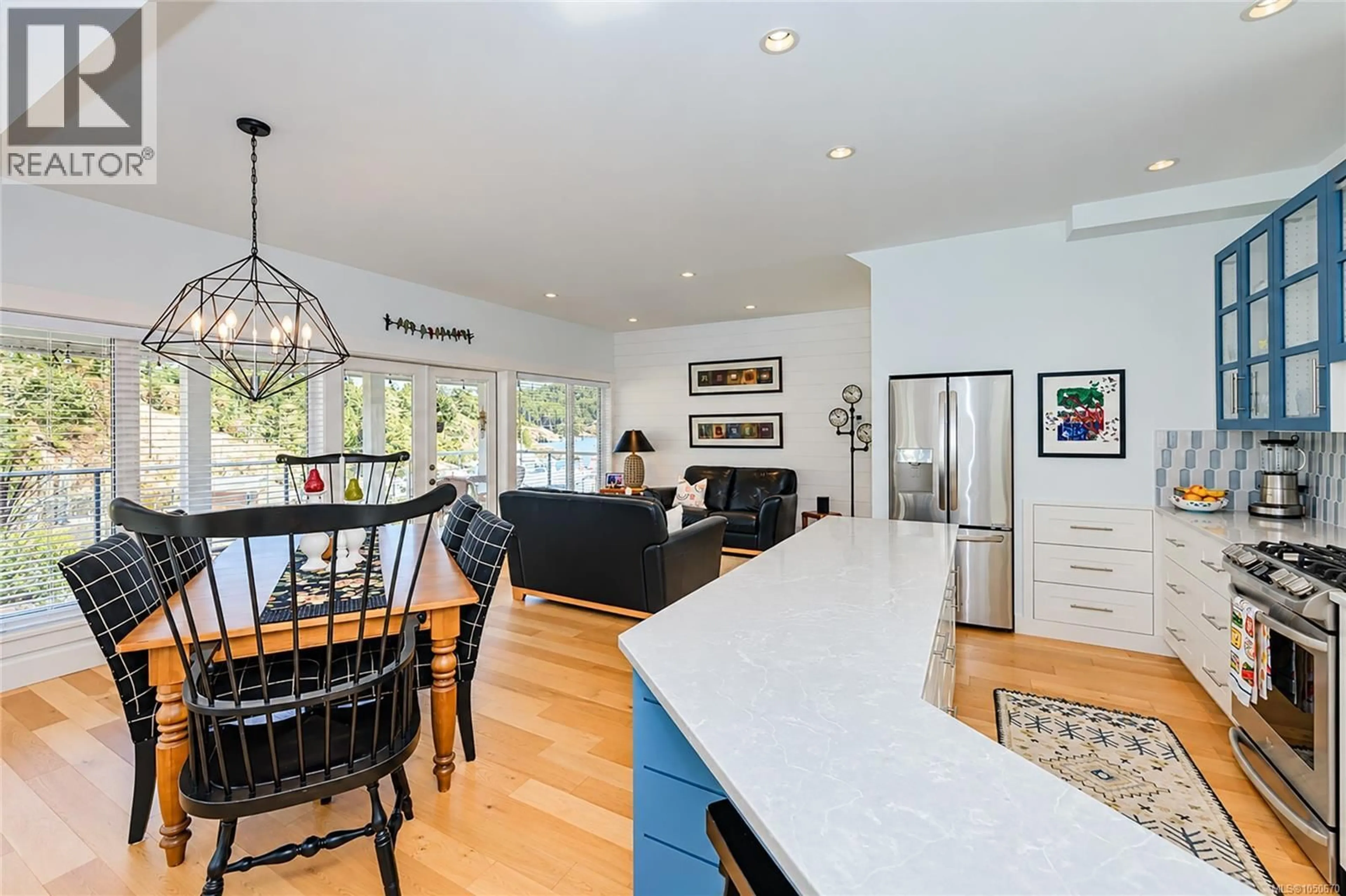 Open concept kitchen, unknown for 200 MARINA WAY, Sooke British Columbia V9Z1N6