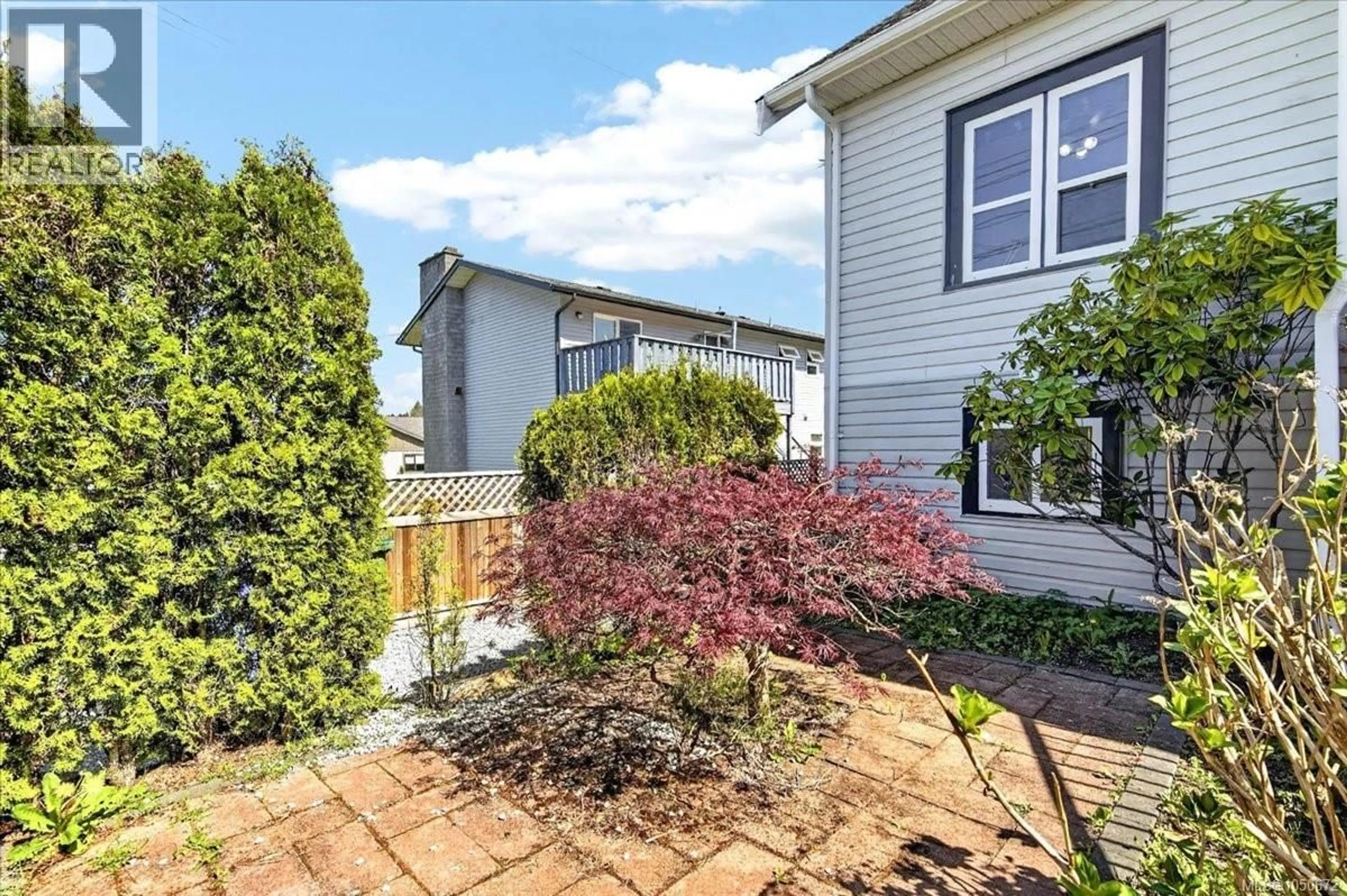A pic from outside/outdoor area/front of a property/back of a property/a pic from drone, street for 2893 11TH AVENUE, Port Alberni British Columbia V9Y2R4