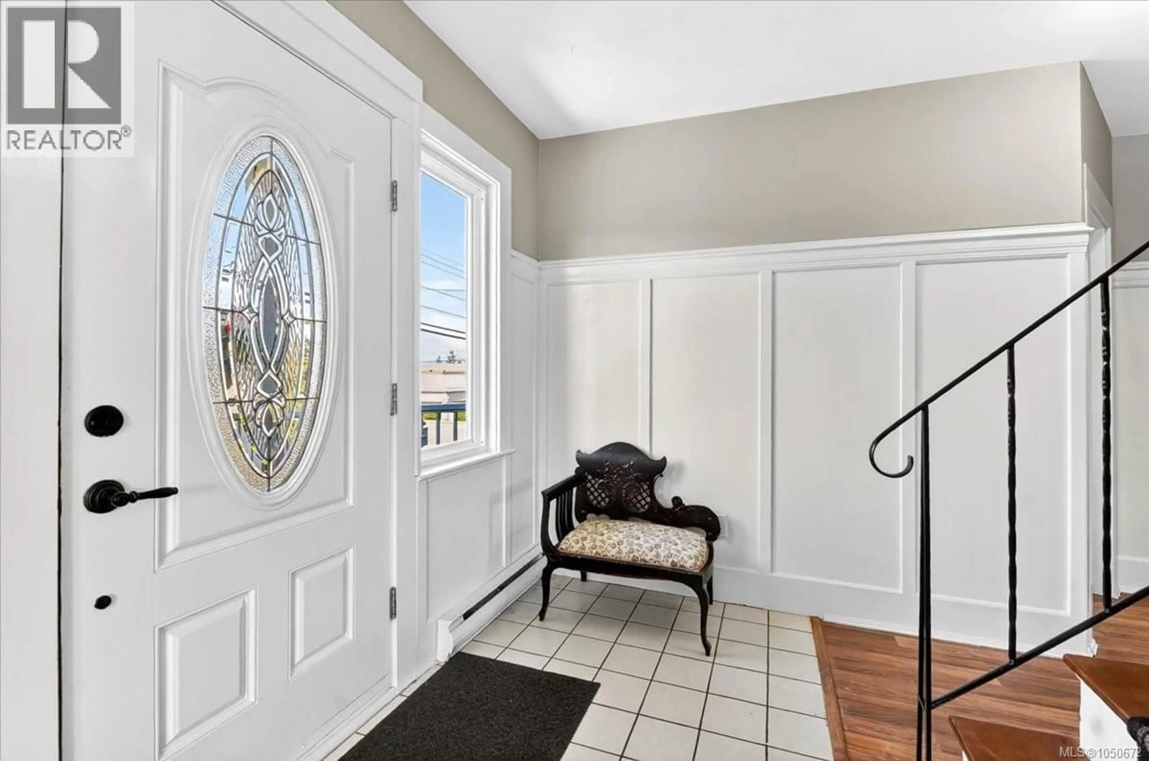 Indoor entryway for 2893 11TH AVENUE, Port Alberni British Columbia V9Y2R4