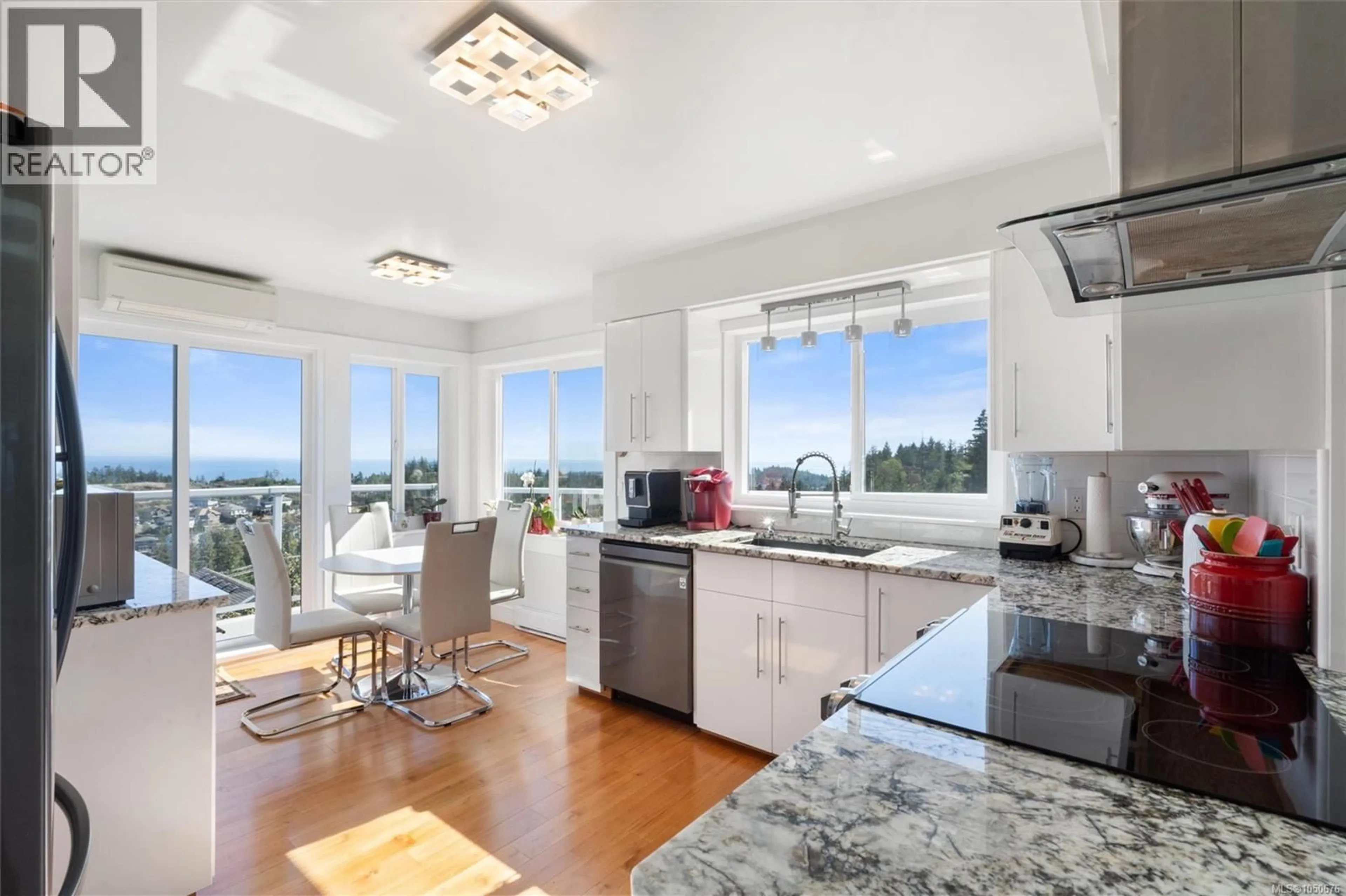 Open concept kitchen, ceramic/tile floor for 3445 KARGER TERRACE, Colwood British Columbia V9C3K4
