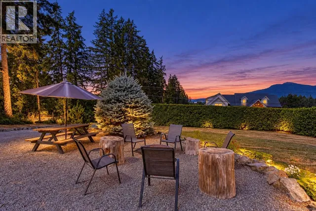 6535 WICKS ROAD, Duncan 2
