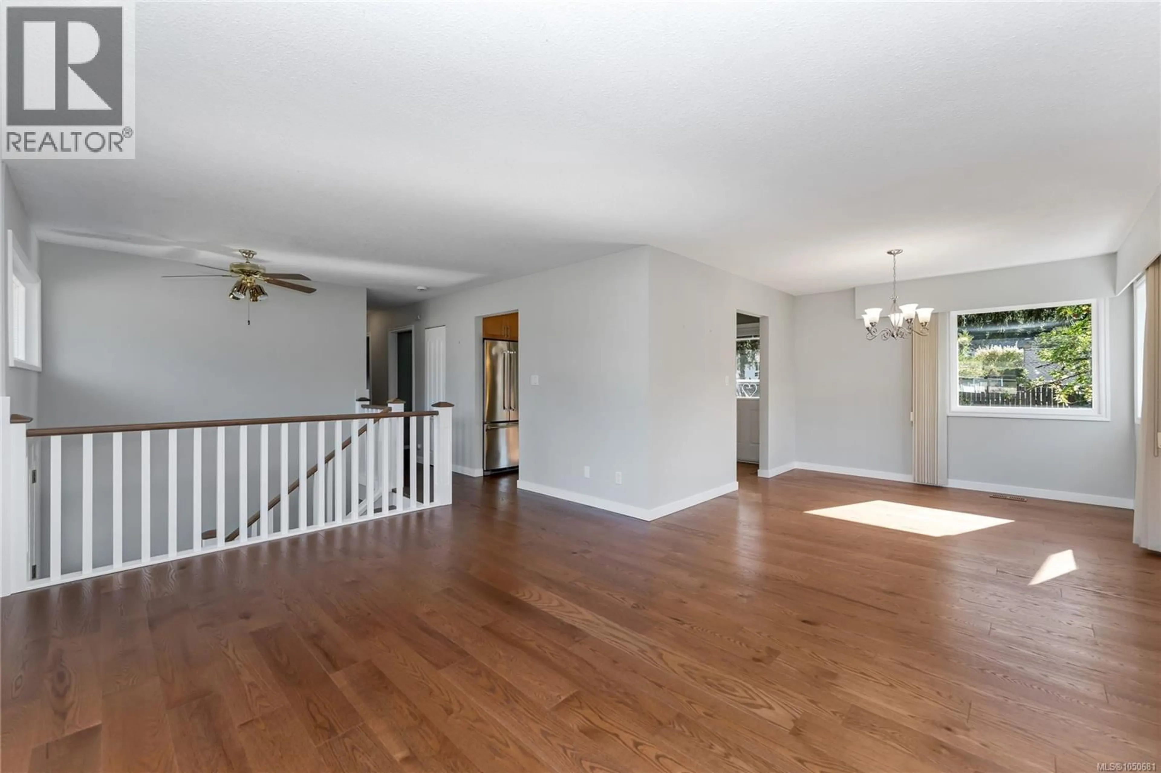 Unknown for 553 ACLAND AVENUE, Colwood British Columbia V9C2N5