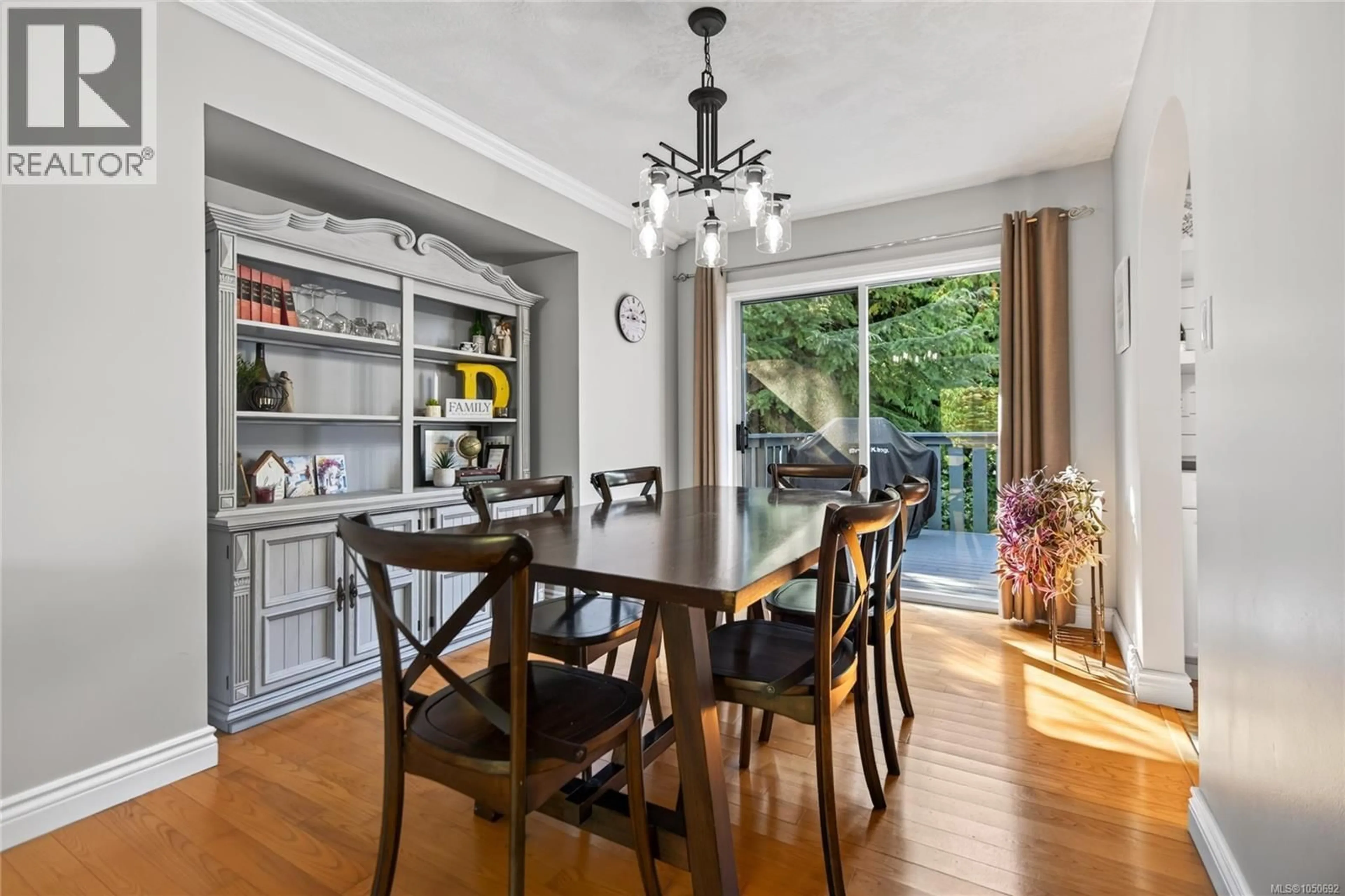 Dining room, wood/laminate floor for 2149 MURRELET DRIVE, Comox British Columbia V9M3P5
