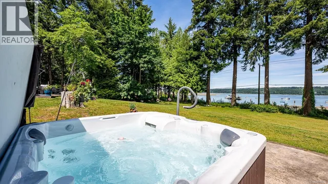 7410 YAKE ROAD, Fanny Bay 2