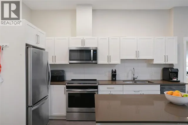 104 - 2843 JACKLIN ROAD, Langford 2