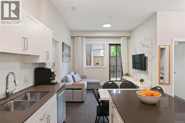 104 - 2843 JACKLIN ROAD, Langford 3