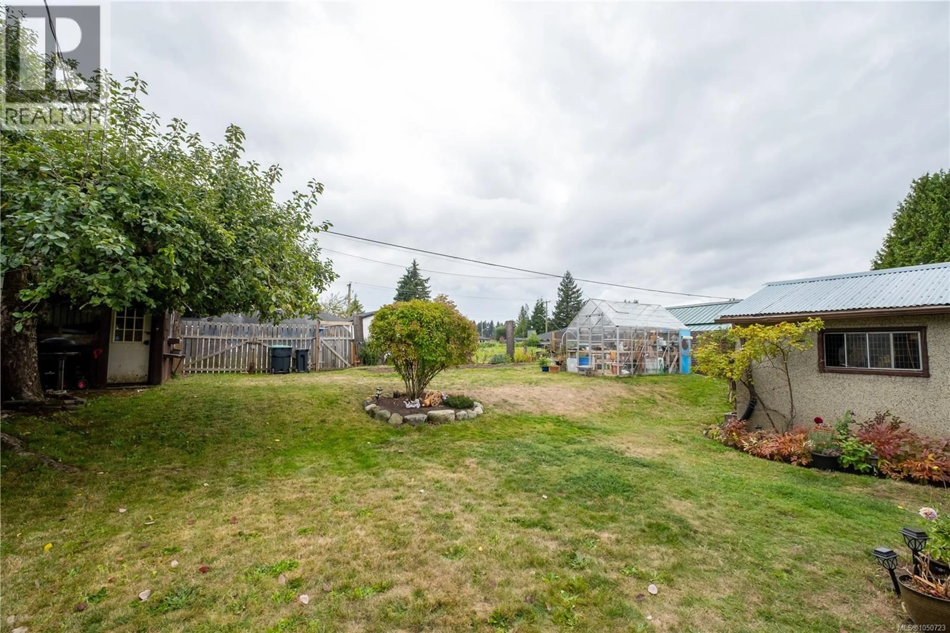 Unknown for 626 16TH STREET, Courtenay British Columbia V9N1X7