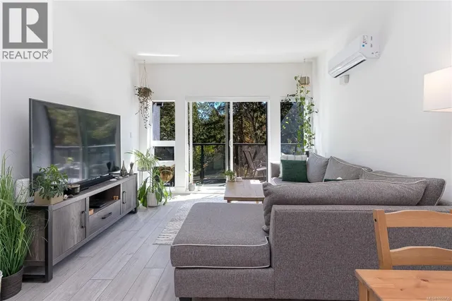 312 - 991 MCKENZIE AVENUE, Saanich 5