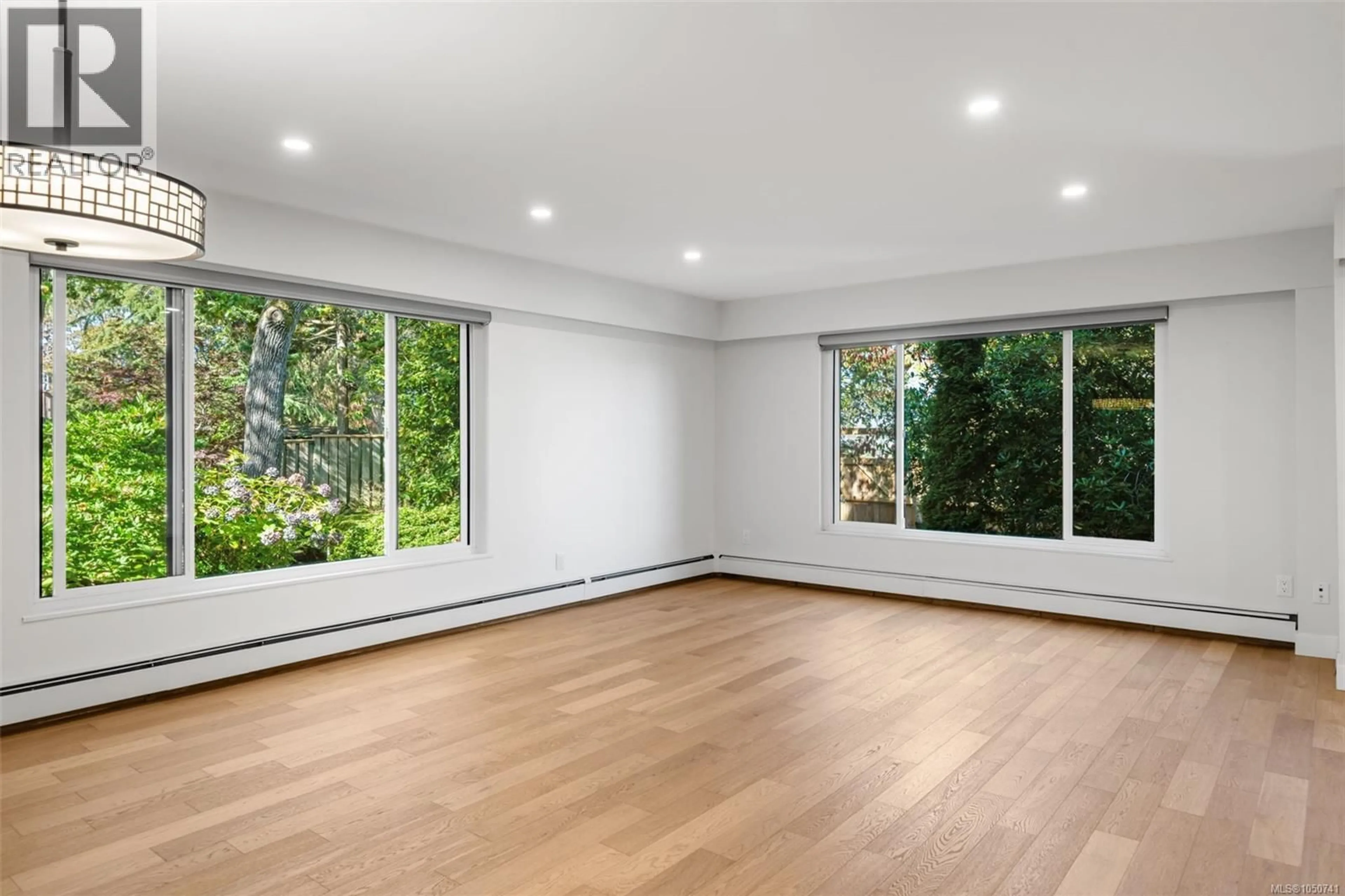 A pic of a room for 207 - 2930 COOK STREET, Victoria British Columbia V8T3S7
