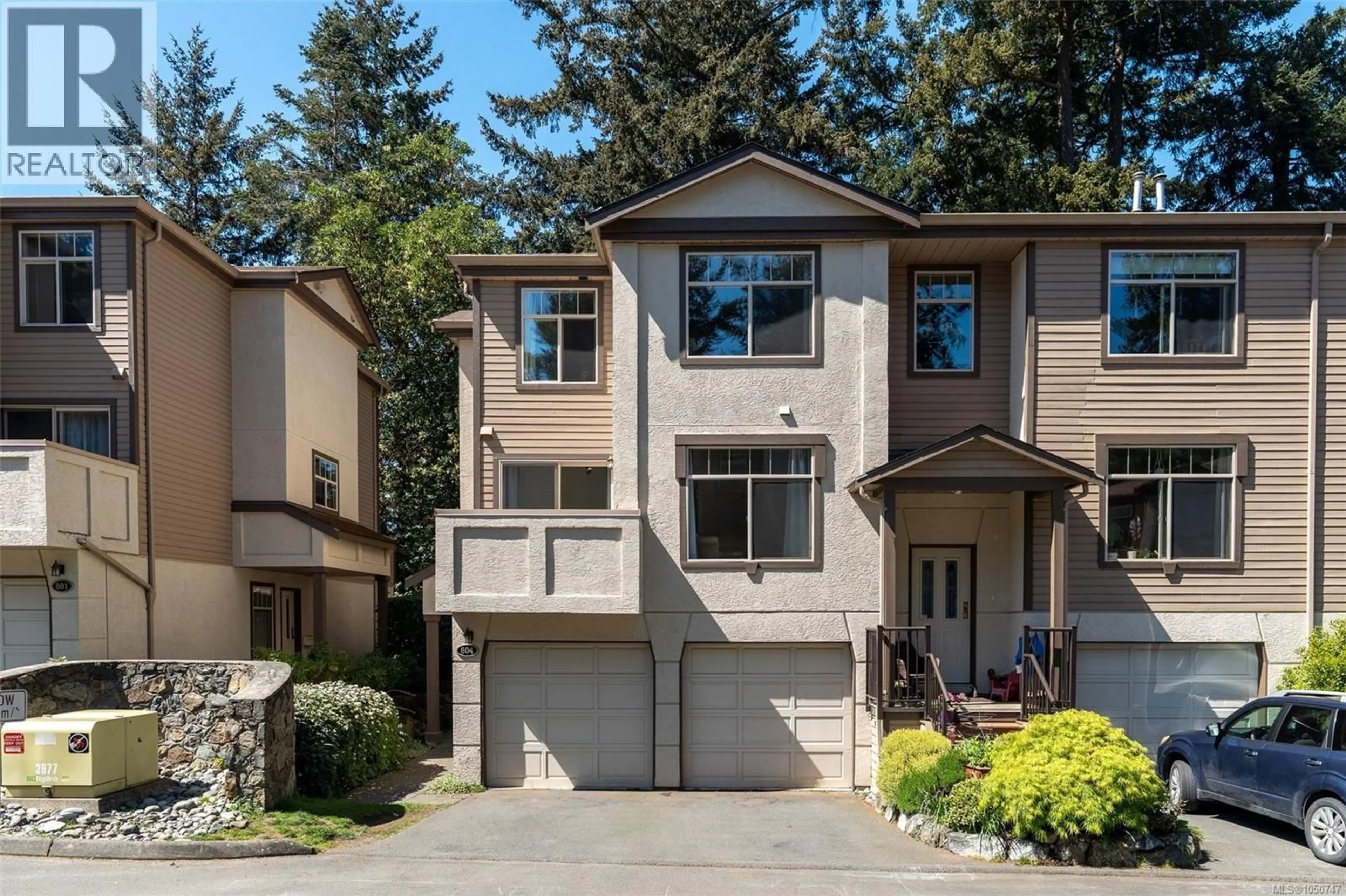 Home with vinyl exterior material, street for 604 - 288 ELTHAM ROAD, View Royal British Columbia V9B1J9