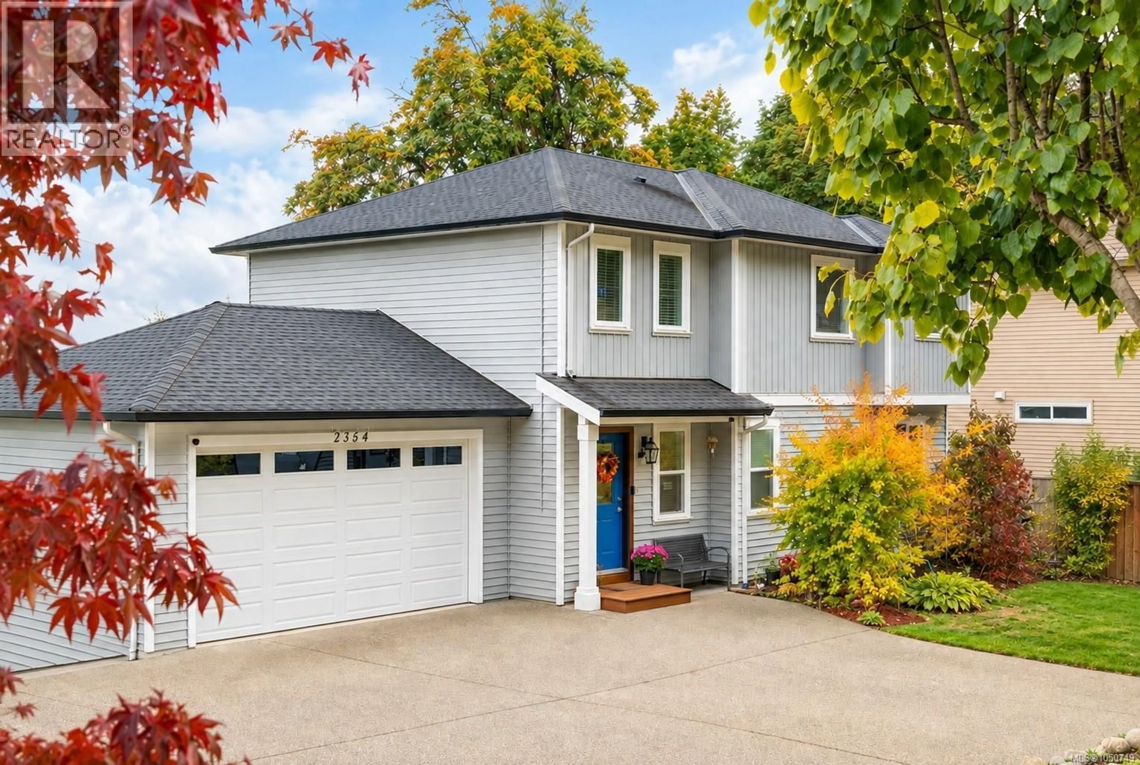 Home with vinyl exterior material, street for 2364 EXTENSION ROAD, Nanaimo British Columbia V9X0A9