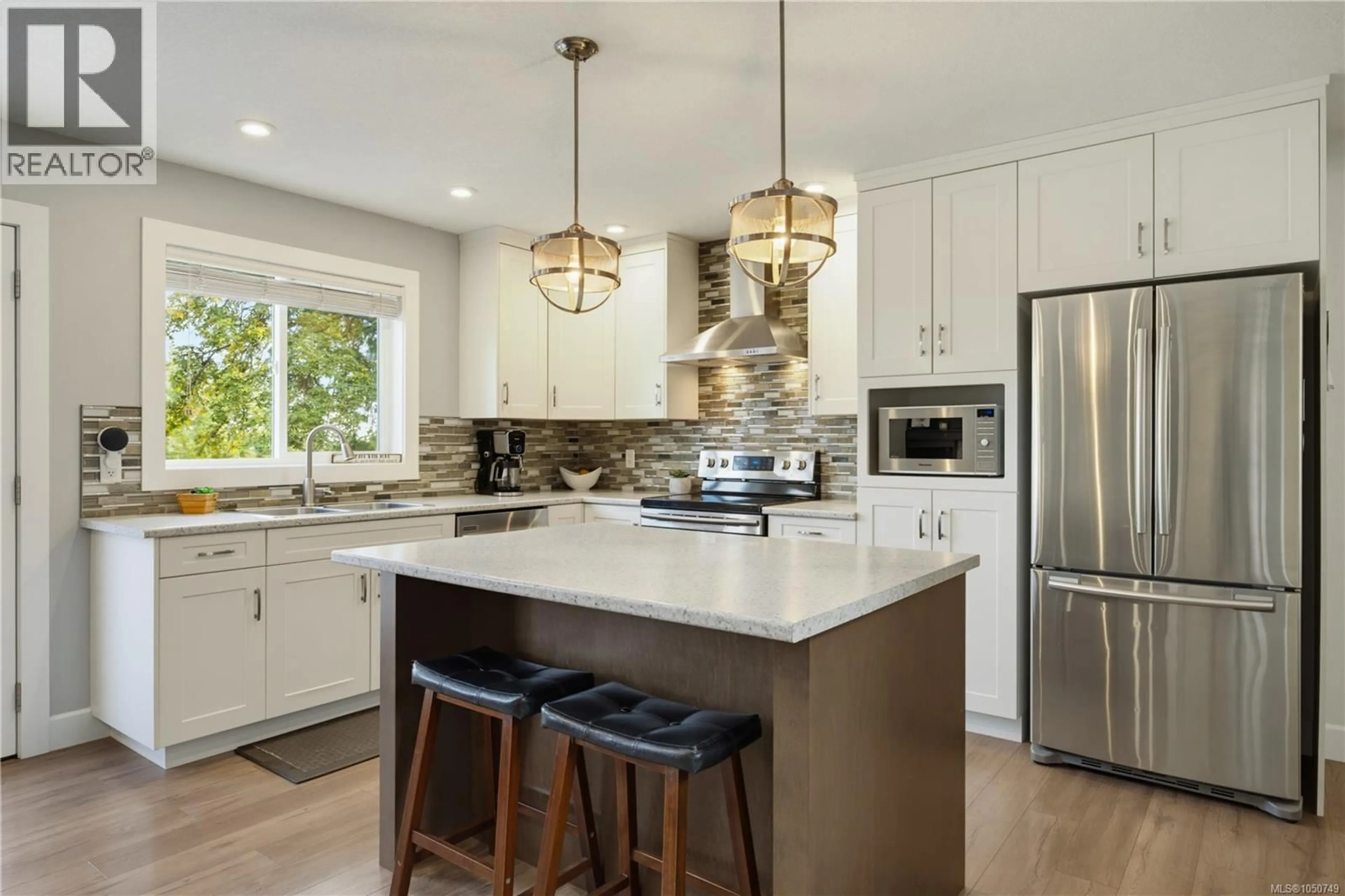 Open concept kitchen, unknown for 2364 EXTENSION ROAD, Nanaimo British Columbia V9X0A9