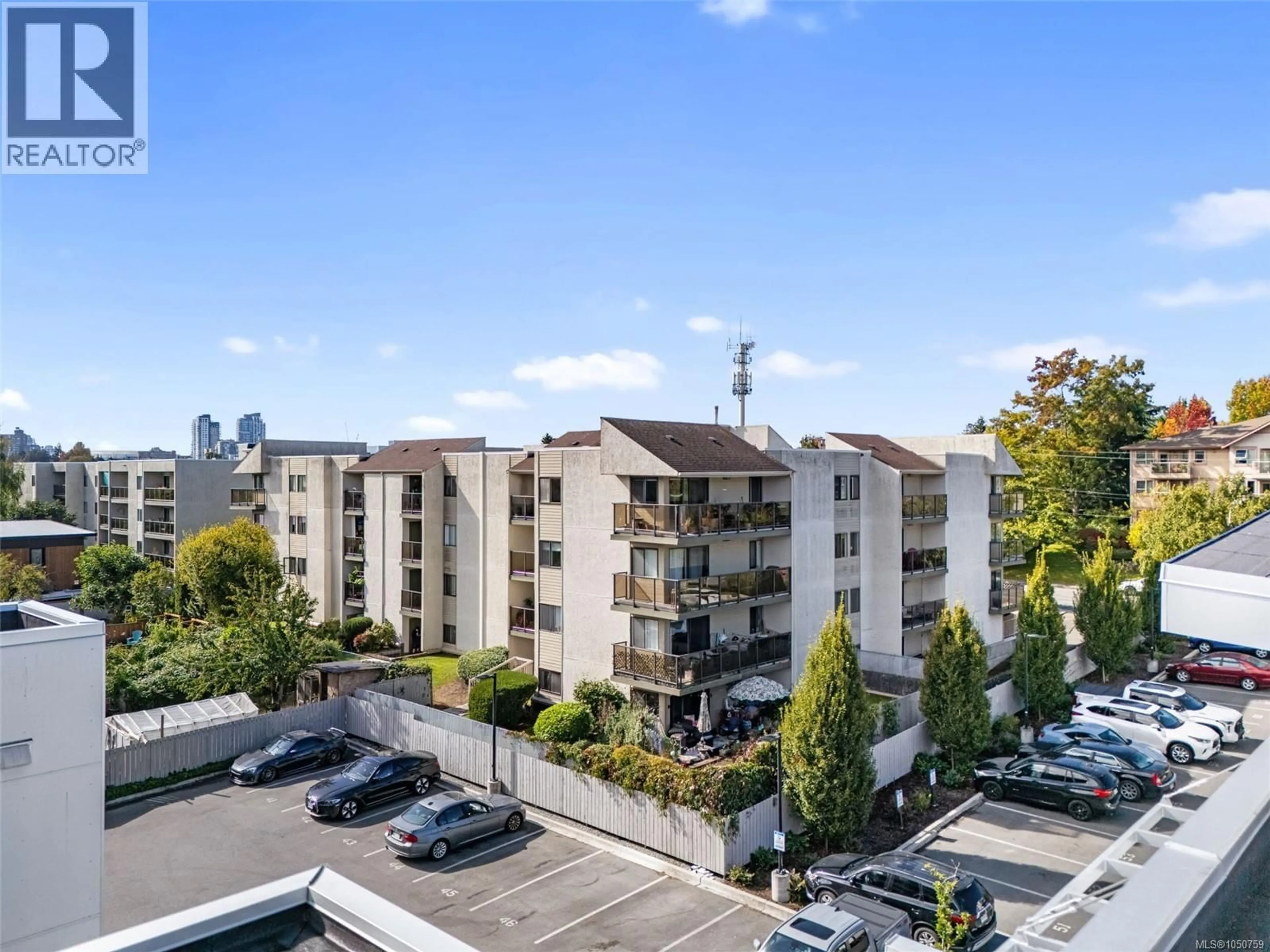 A pic from outside/outdoor area/front of a property/back of a property/a pic from drone, city buildings view from balcony for 105 - 2757 QUADRA STREET, Victoria British Columbia V8T4E5