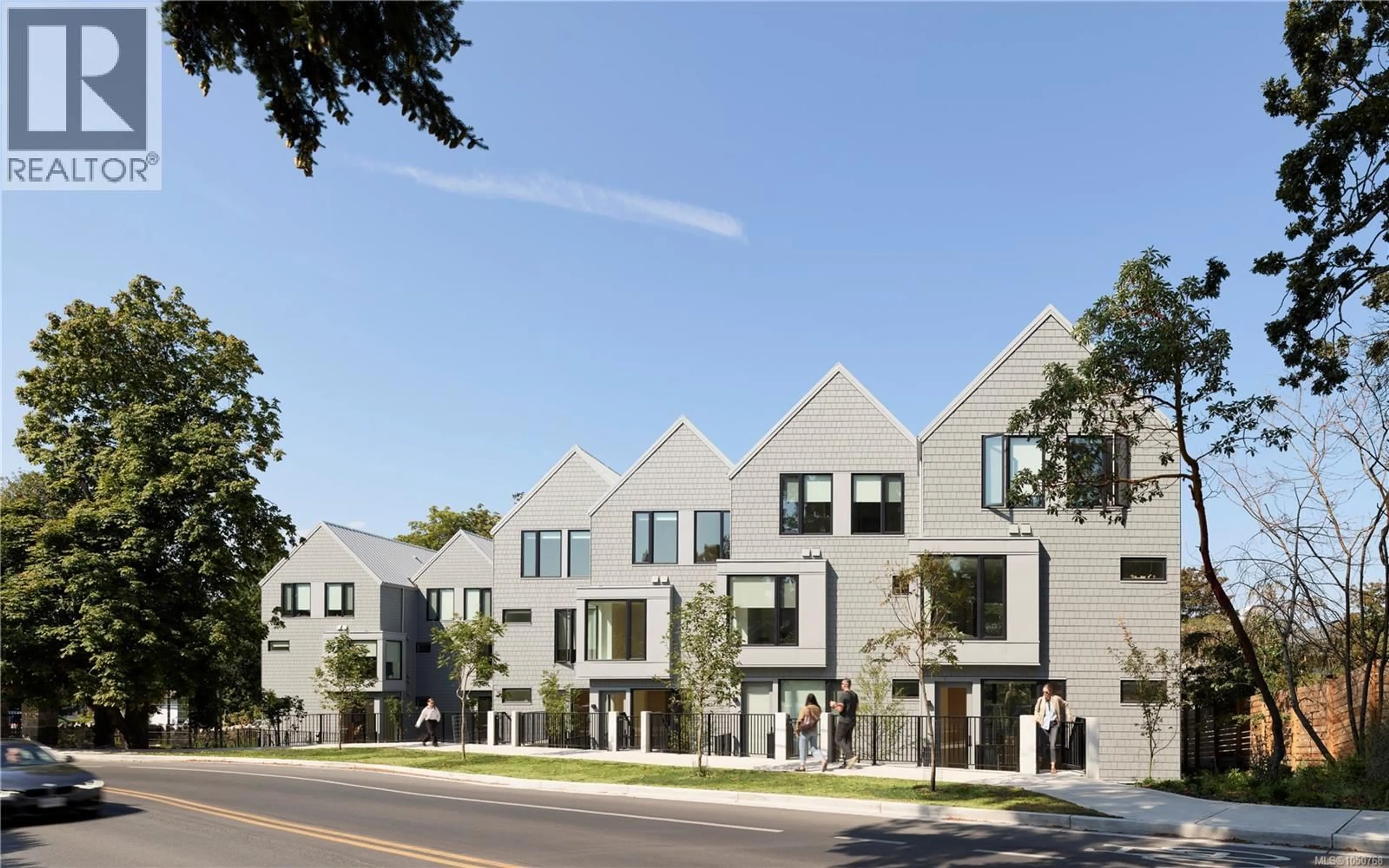 Unknown for 3 - 909 REDFERN STREET, Victoria British Columbia V8S4G6