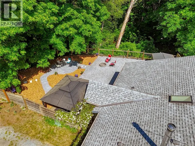 2196 PHILLIPS ROAD, Sooke 2