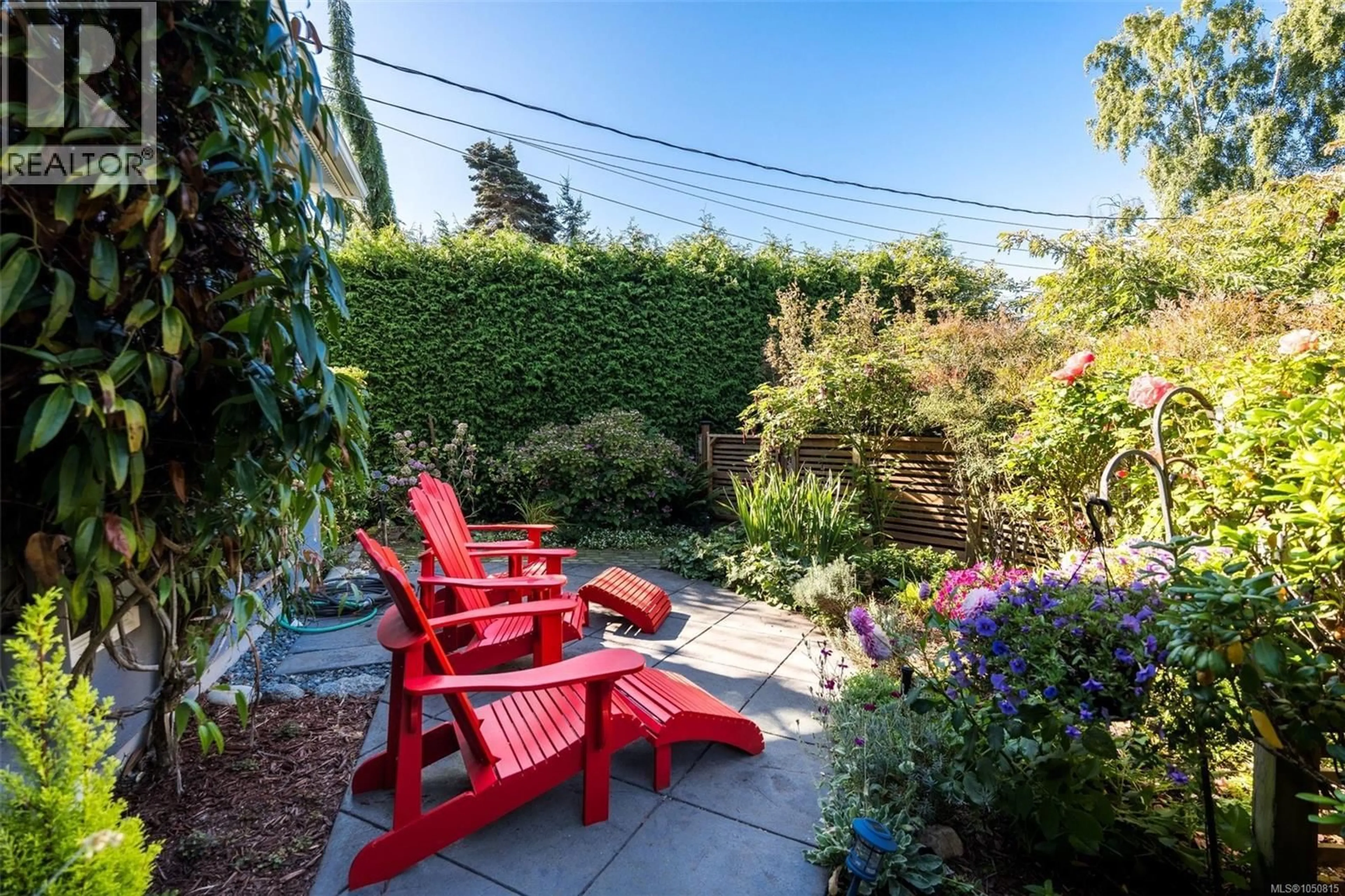 Patio, street for 943 LINKLEAS AVENUE, Oak Bay British Columbia V8S5C4