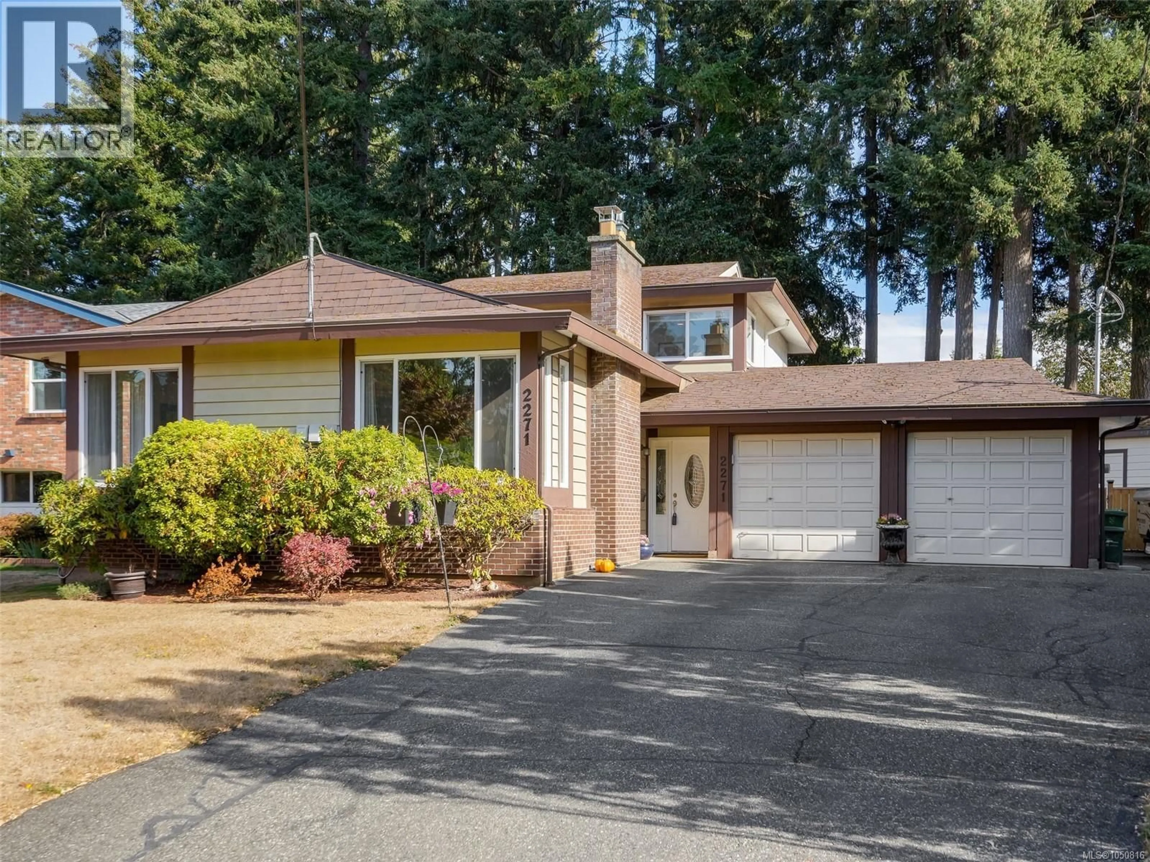 Home with vinyl exterior material, street for 2271 ALICIA PLACE, Colwood British Columbia V9B4S6