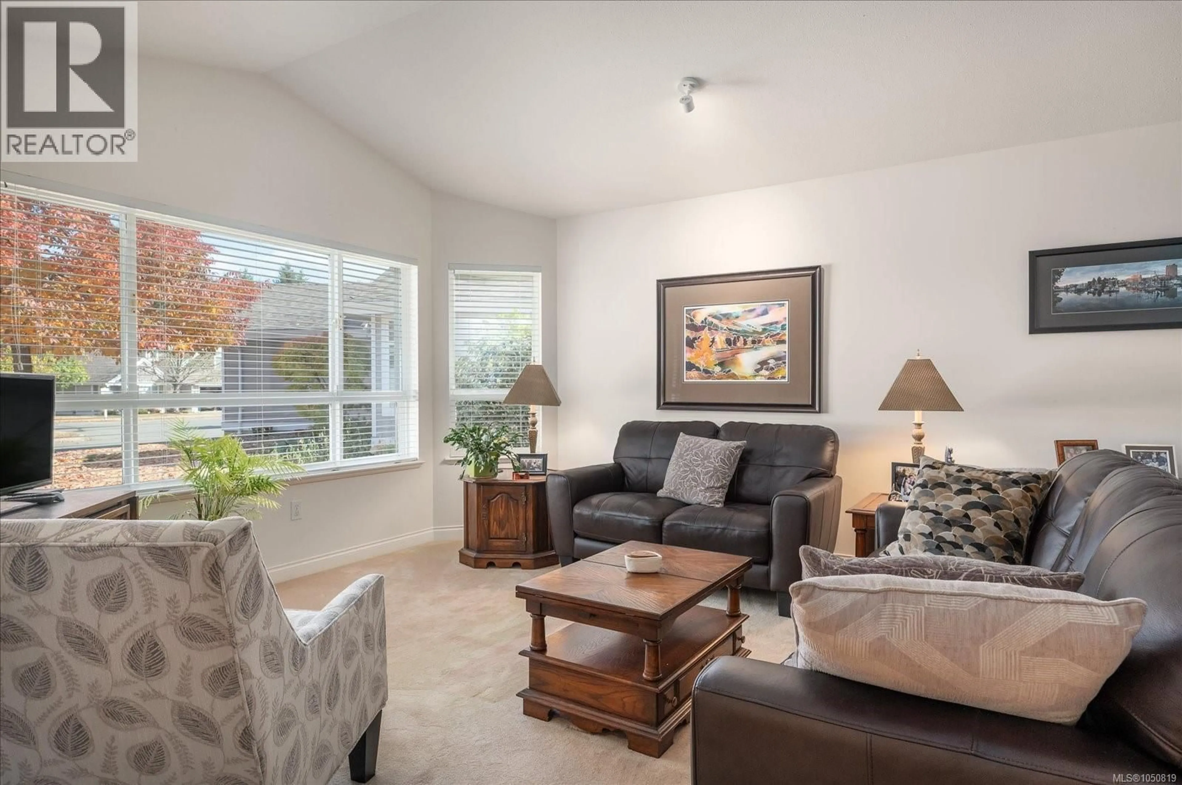 Living room with furniture, unknown for 1204 GABRIOLA DRIVE, Parksville British Columbia V9P2X5