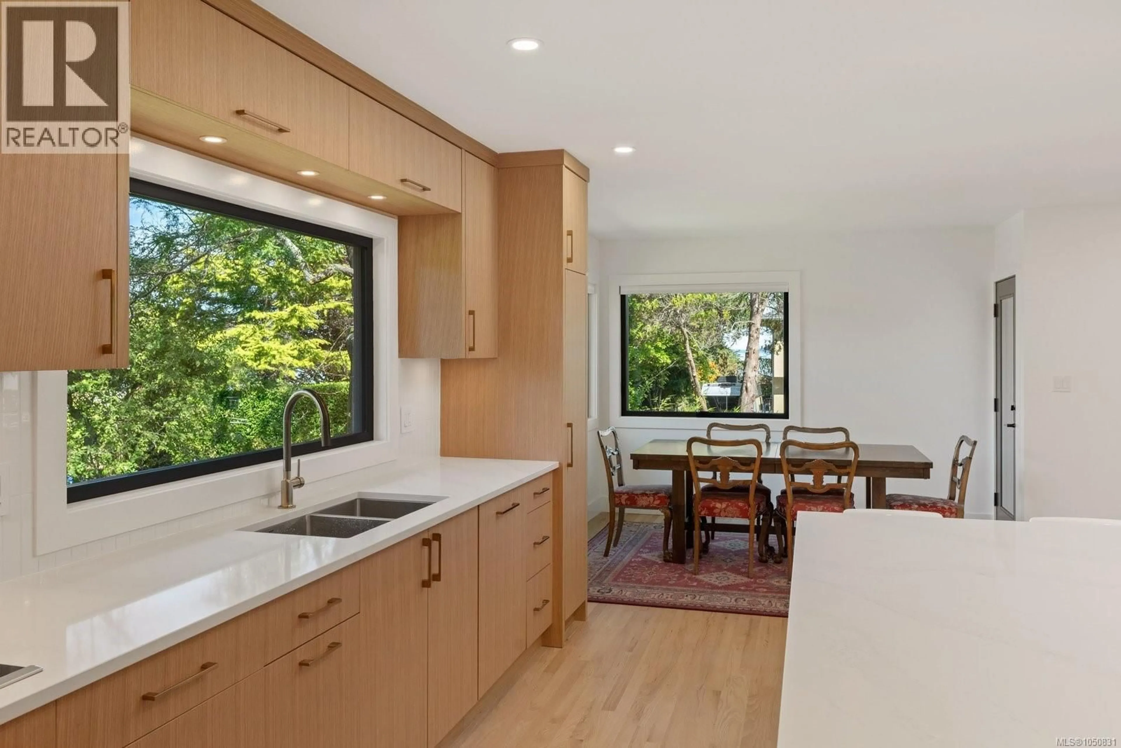 Contemporary kitchen, unknown for 1601 MILEVA LANE, Saanich British Columbia V8N2V6