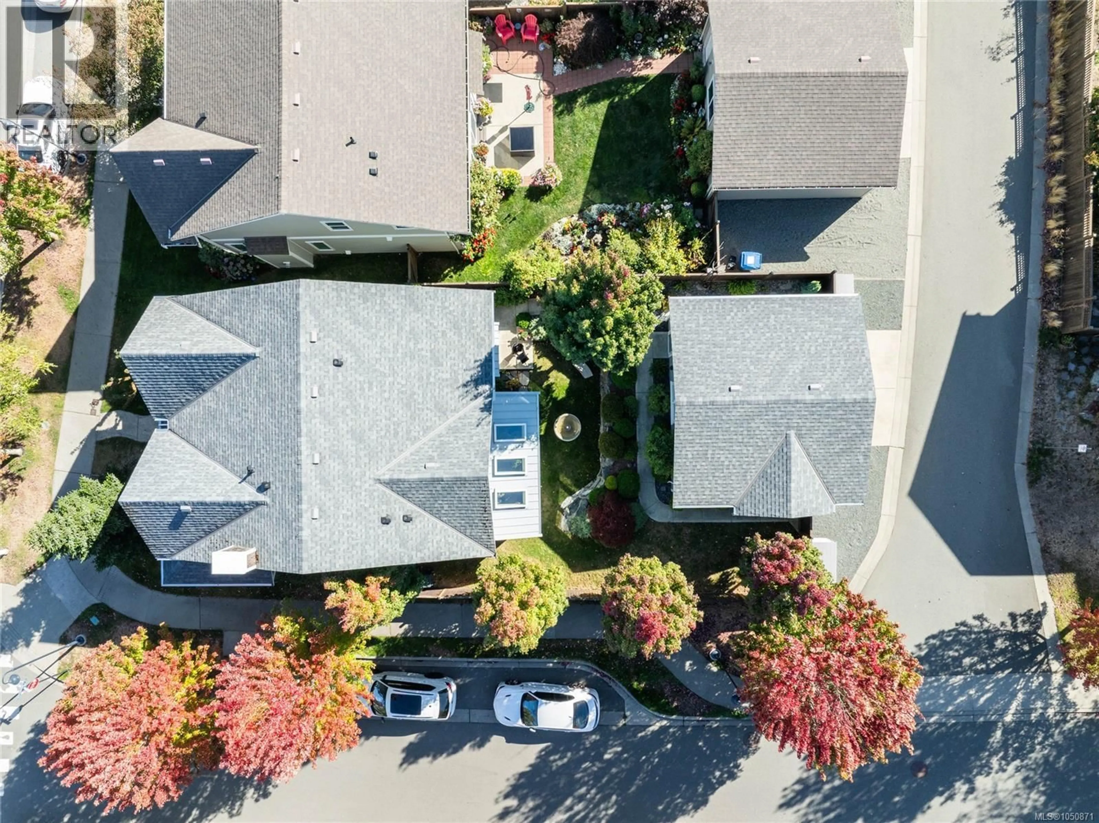 A pic from outside/outdoor area/front of a property/back of a property/a pic from drone, street for 3504 SPARROWHAWK AVENUE, Colwood British Columbia V9C0L8