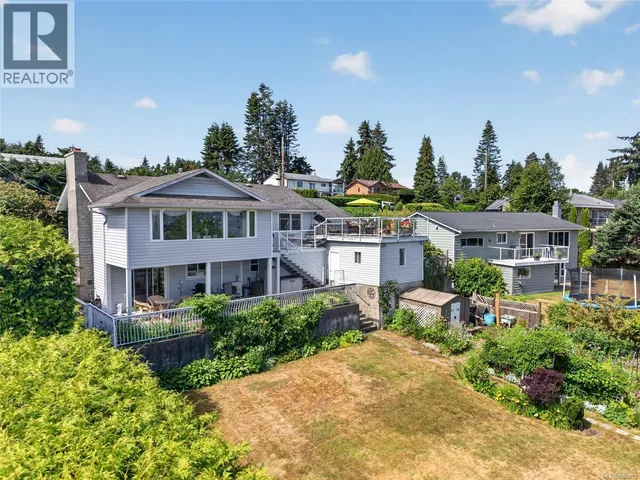 3798 LAUREL DRIVE, Royston 2