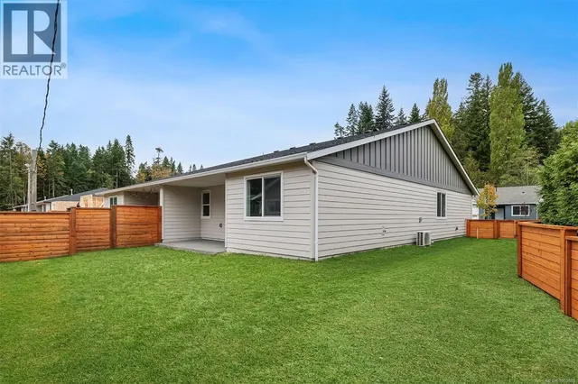 30 - 1505 CROATION ROAD, Campbell River 2