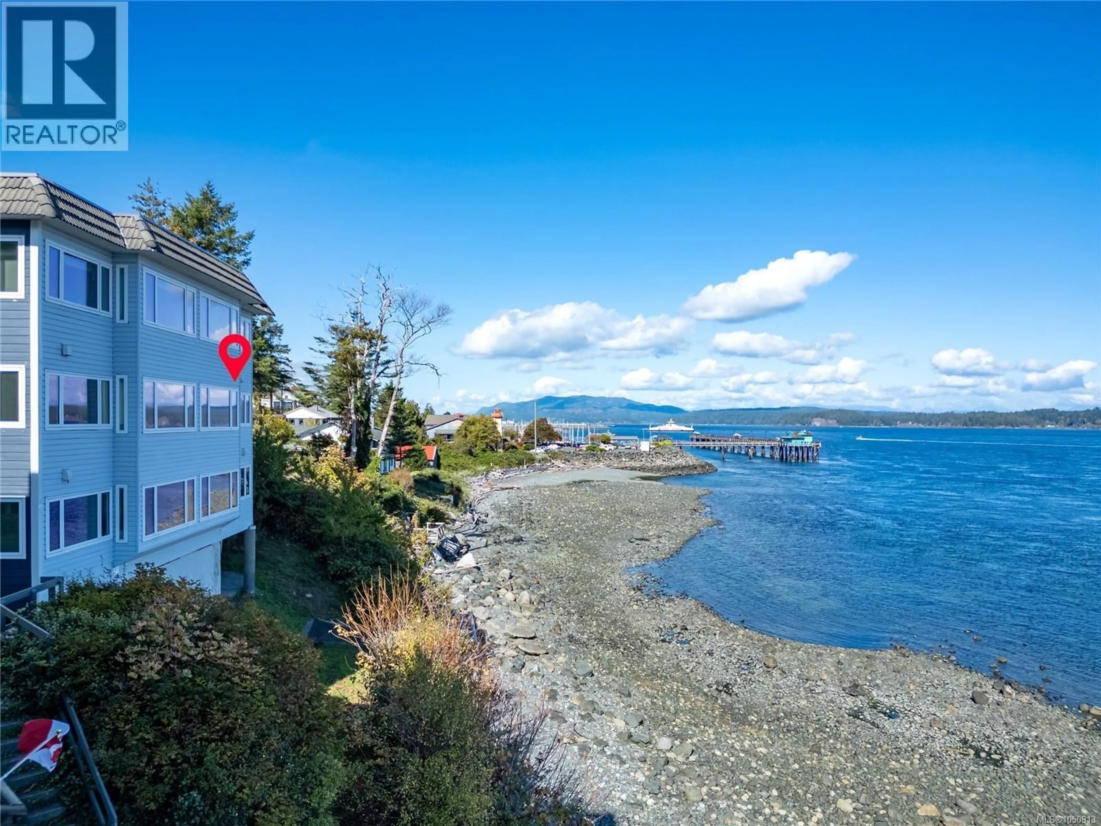 A pic from outside/outdoor area/front of a property/back of a property/a pic from drone, water/lake/river/ocean view for 3 - 553 ISLAND HIGHWAY NORTH, Campbell River British Columbia V9W2B9