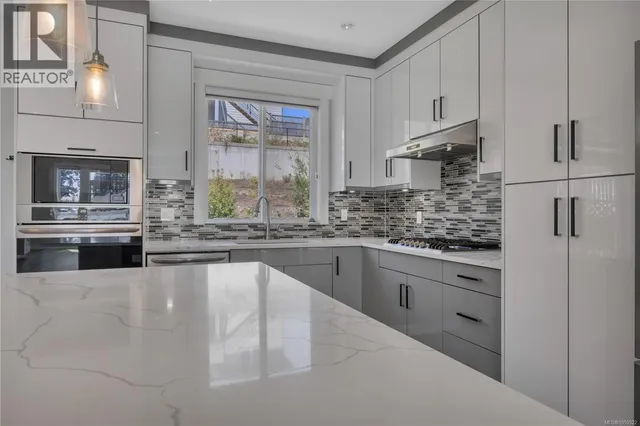 267 GOLDEN OAKS CRESCENT, Nanaimo 2