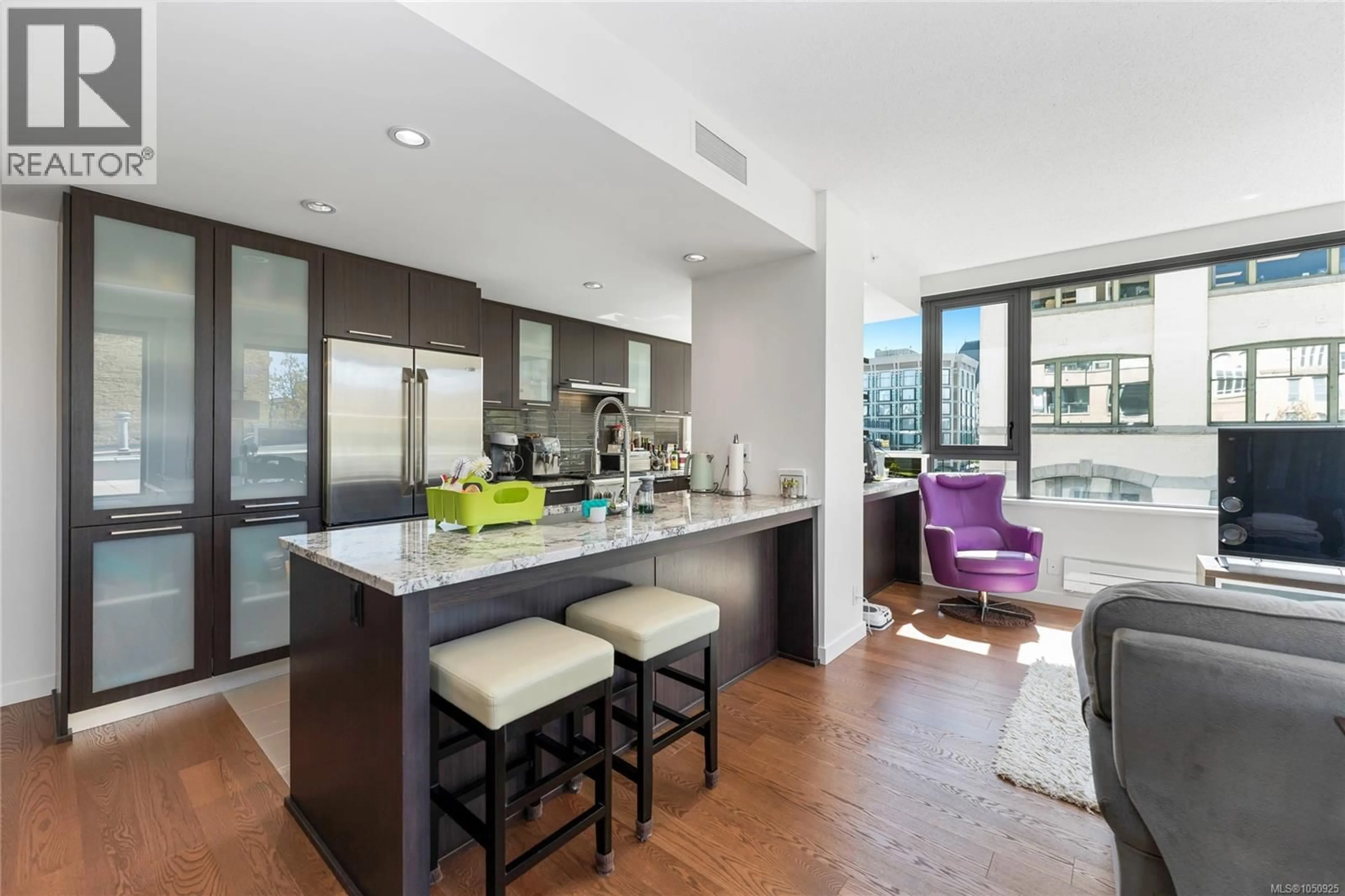 Open concept kitchen, unknown for 302 - 608 BROUGHTON STREET, Victoria British Columbia V8W1C7