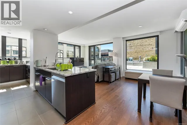 302 - 608 BROUGHTON STREET, Victoria 5
