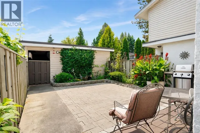 27 - 610 MCKENZIE AVENUE, Saanich 2