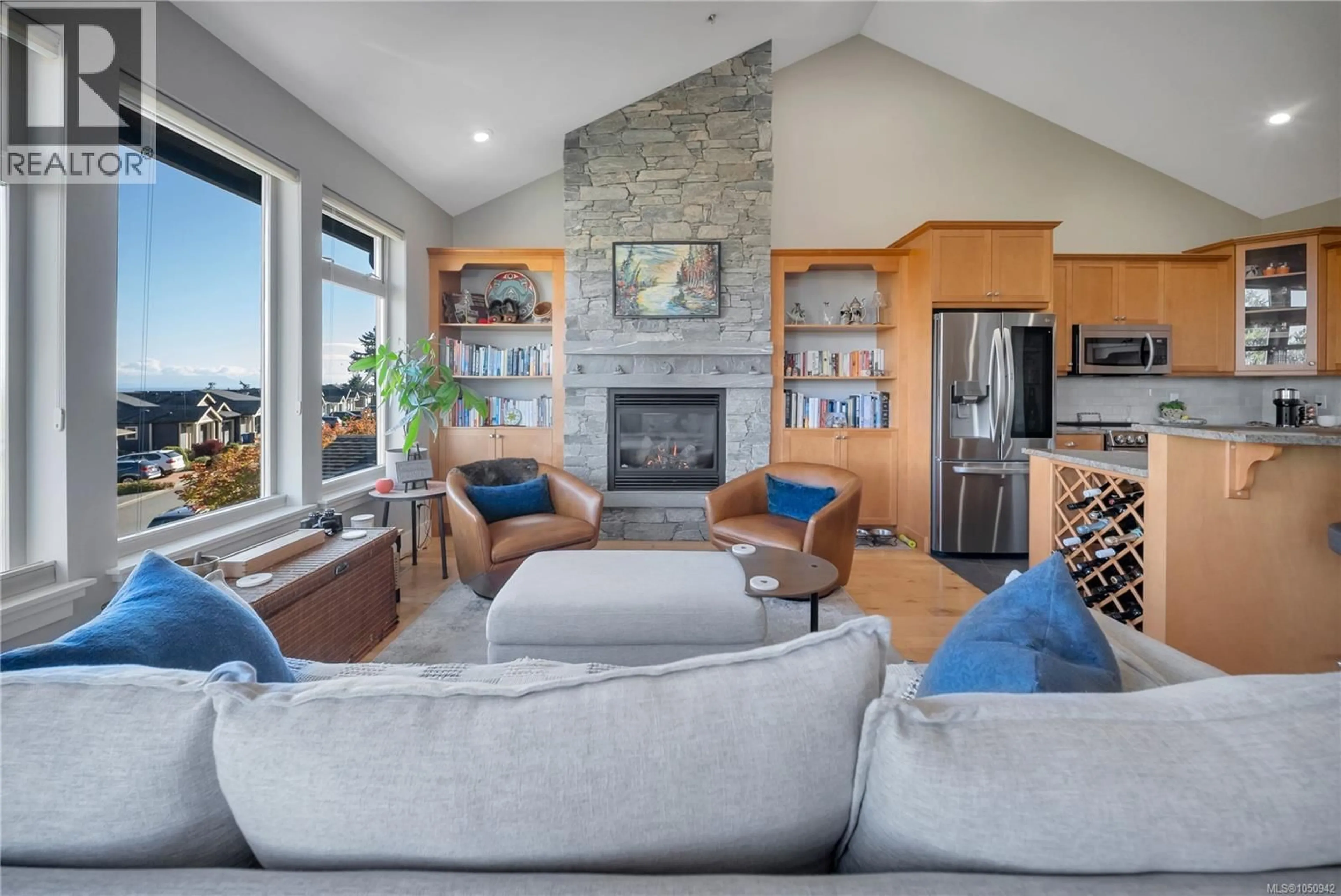 Living room with furniture, unknown for 101 - 5426 JACOBS LANE, Nanaimo British Columbia V9T0B8