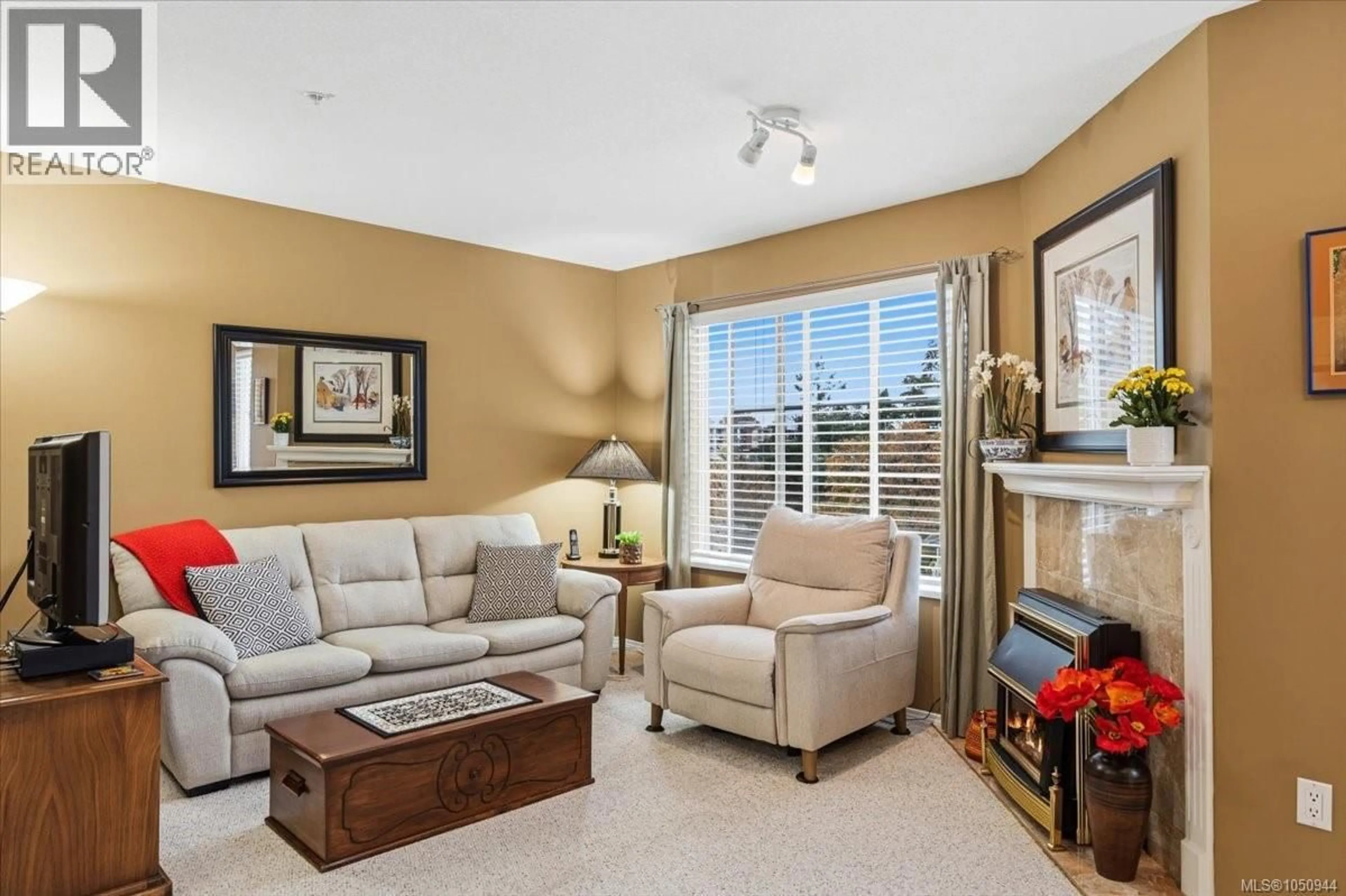 Living room with furniture, unknown for 105 - 24 PRIDEAUX STREET, Nanaimo British Columbia V9R2M4