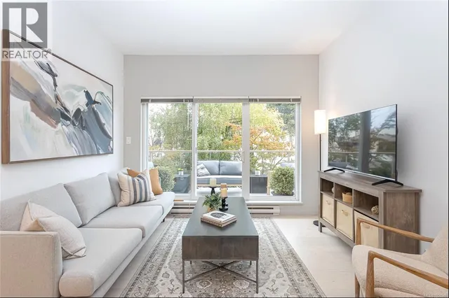 216 - 1550 CHURCH AVENUE, Saanich 4