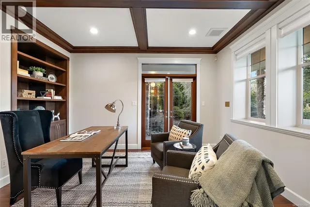 4973 LA QUINTA PLACE, Saanich 5