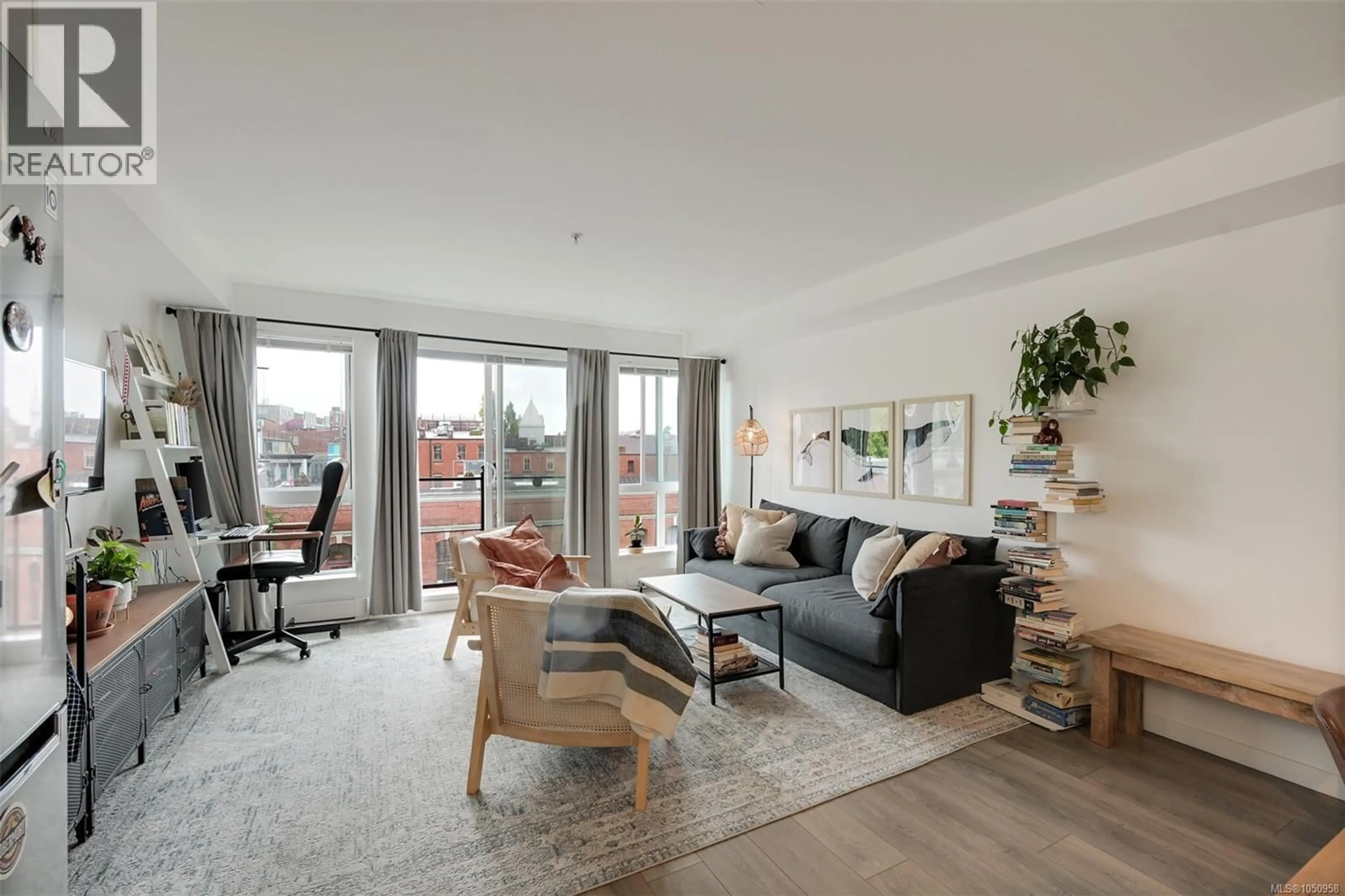 Living room with furniture, unknown for 416 - 528 PANDORA AVENUE, Victoria British Columbia V8W0C6
