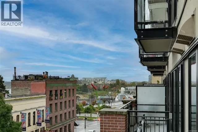 416 - 528 PANDORA AVENUE, Victoria 5