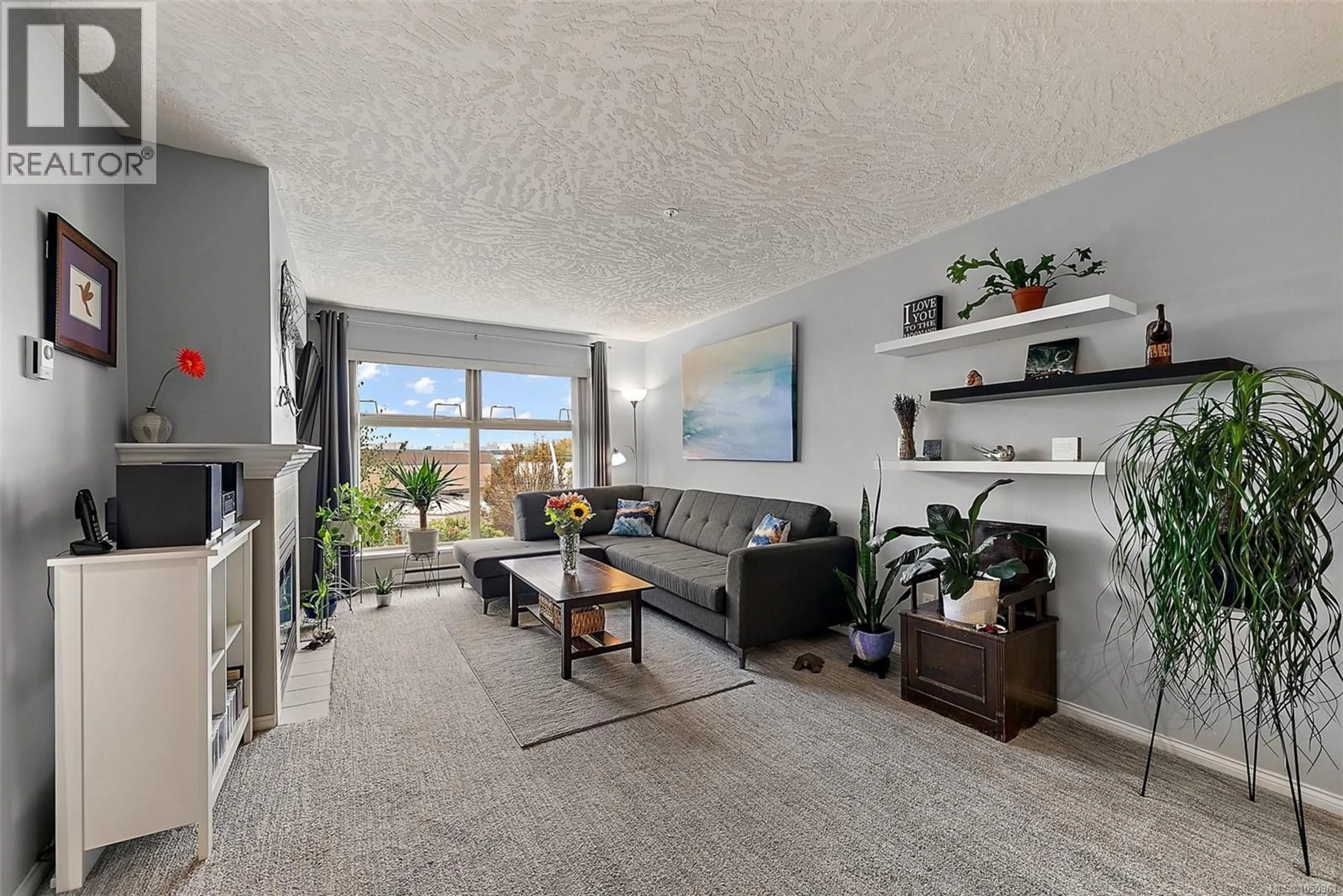 Living room with furniture, unknown for 304 - 535 MANCHESTER ROAD, Victoria British Columbia V8T5J1