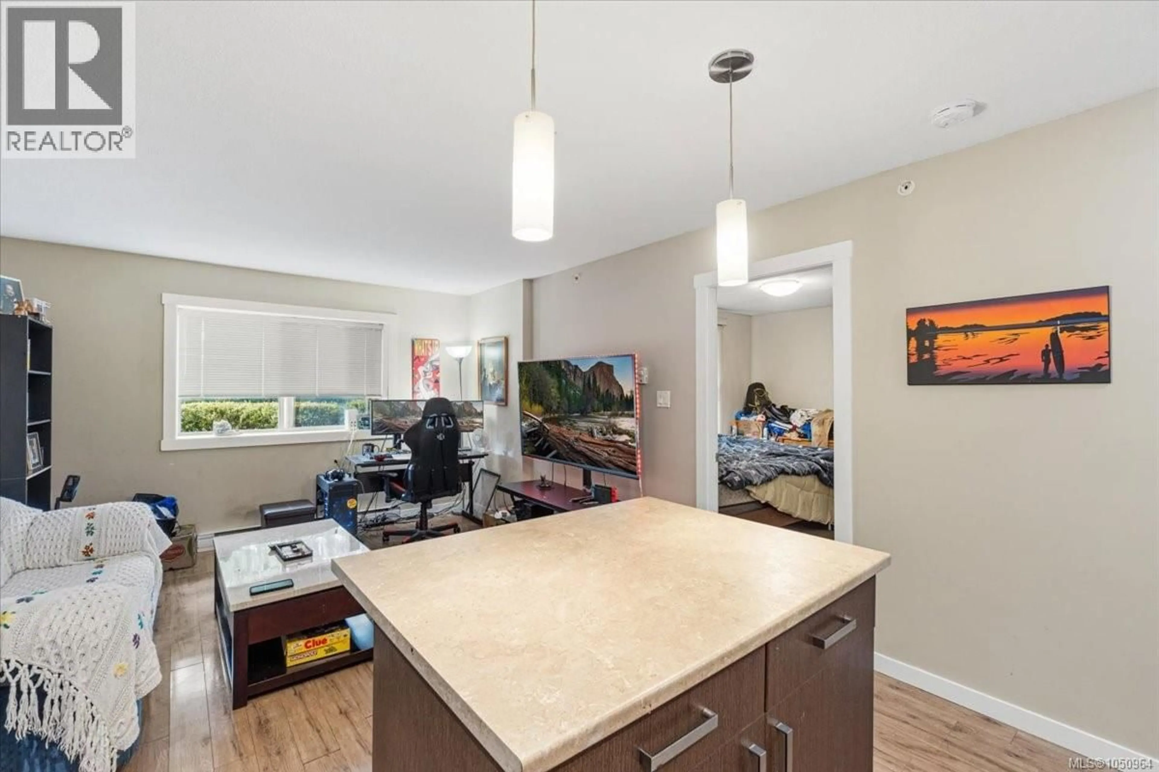 Open concept kitchen, unknown for 102 - 1600 CASPERS WAY, Nanaimo British Columbia V9S1K1