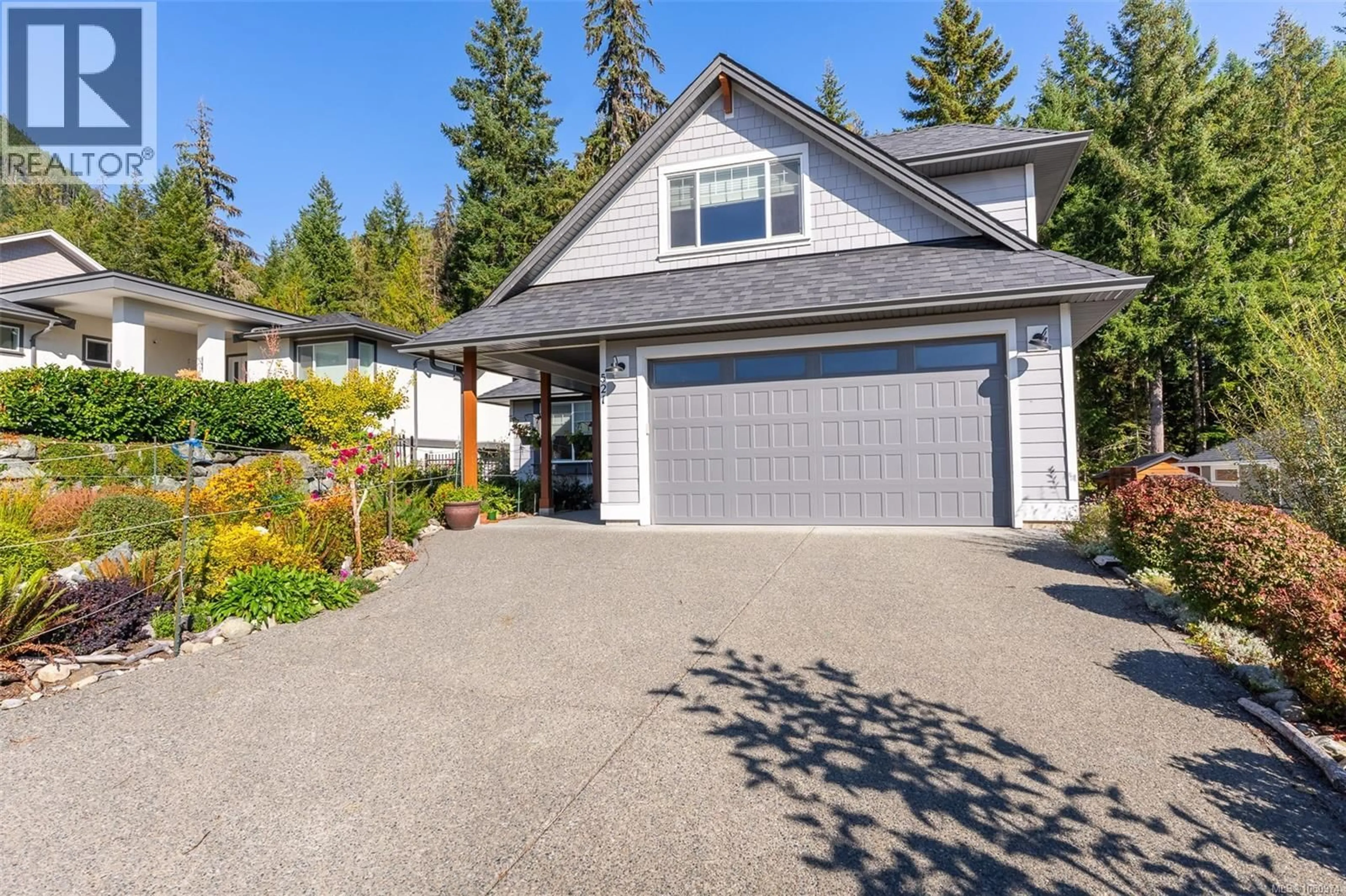 Home with vinyl exterior material, street for 521 MOUNTAIN VIEW DRIVE, Lake Cowichan British Columbia V0R2G1
